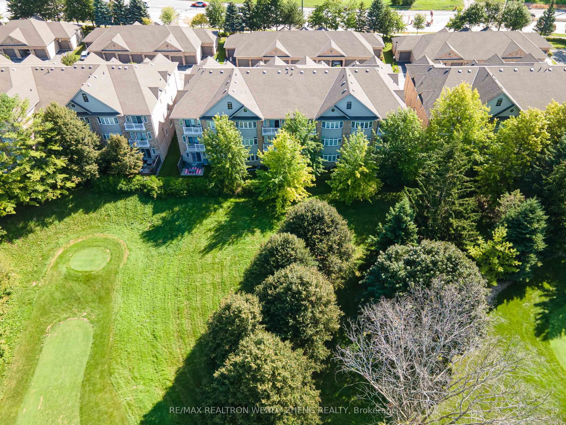 520 Silken Laumann Drive 21 #21, Newmarket — Condo Town for sale, photo 1