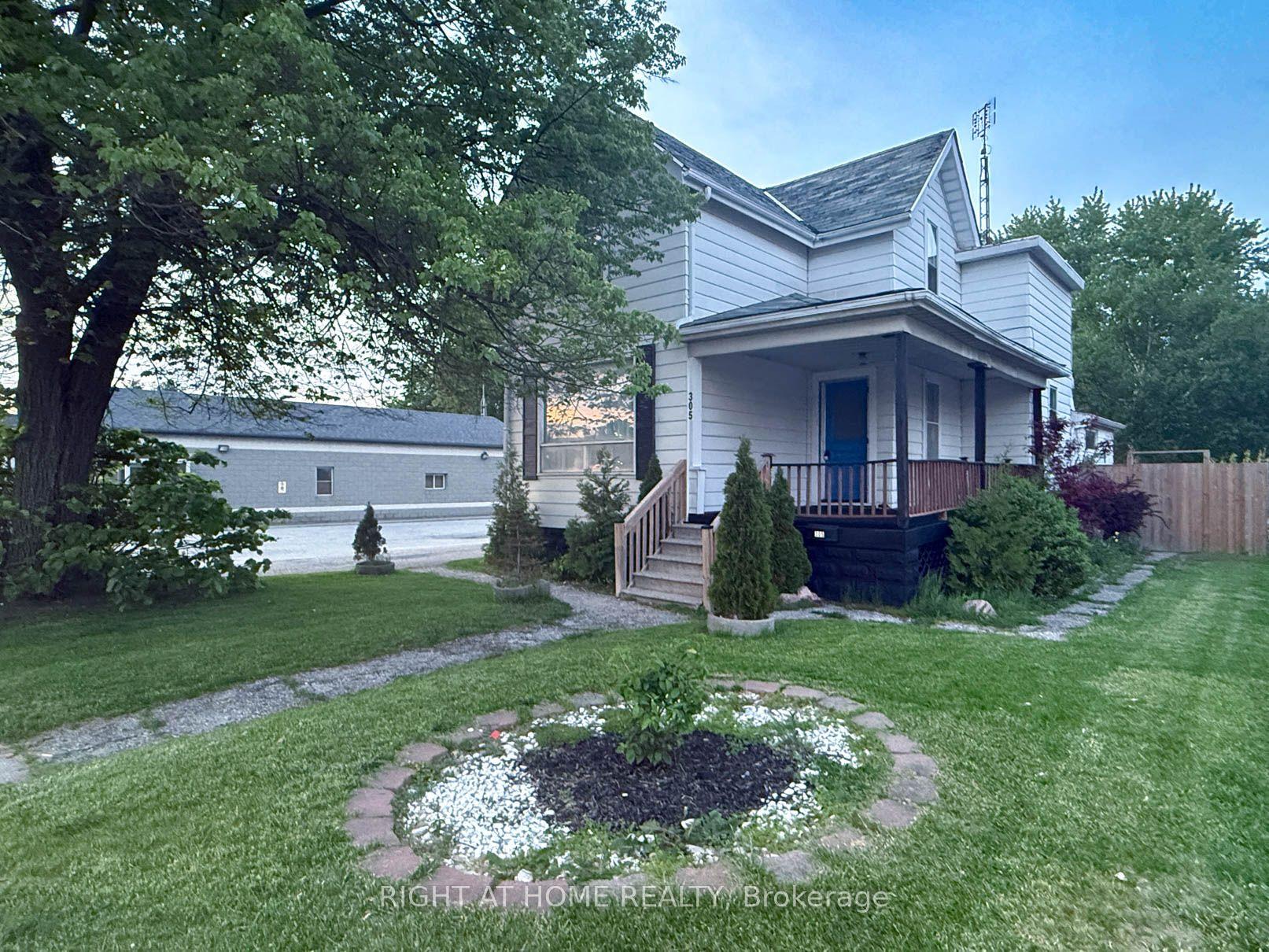 305 St Clair Street, Chatham-Kent — Detached for sale, photo 1