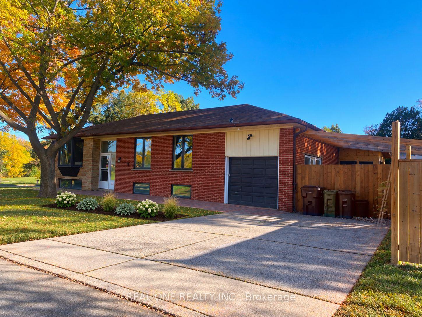 149 Bishop Avenue, Toronto — Detached for sale, photo 1