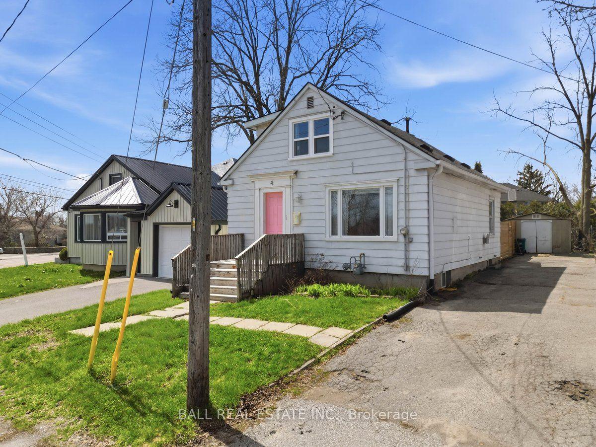 4 Holden Street — photo 1