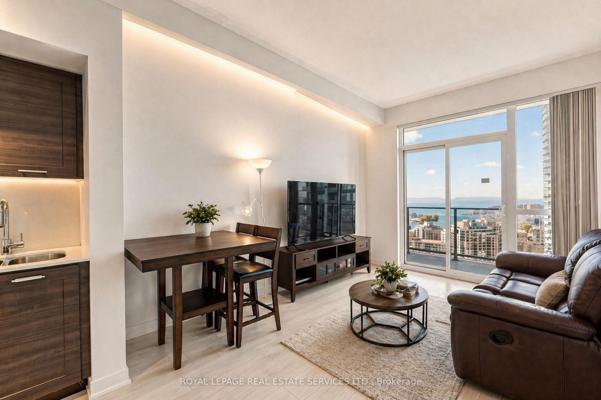 2200 Lake Shore Boulevard W 2903 #2903 — photo 1