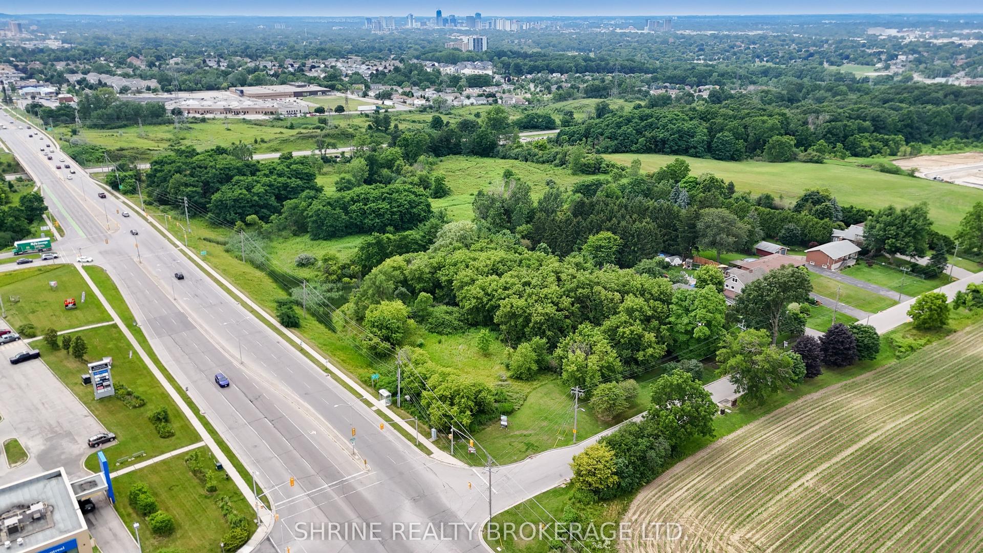 179 Meadowlily Road, London South — Land for sale, photo 1