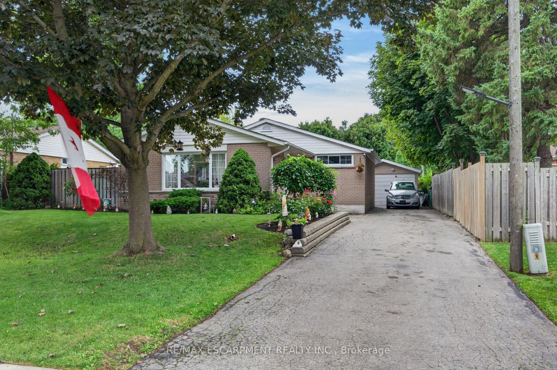 3 Cumbrian Court, Brampton — Detached for sale, photo 1
