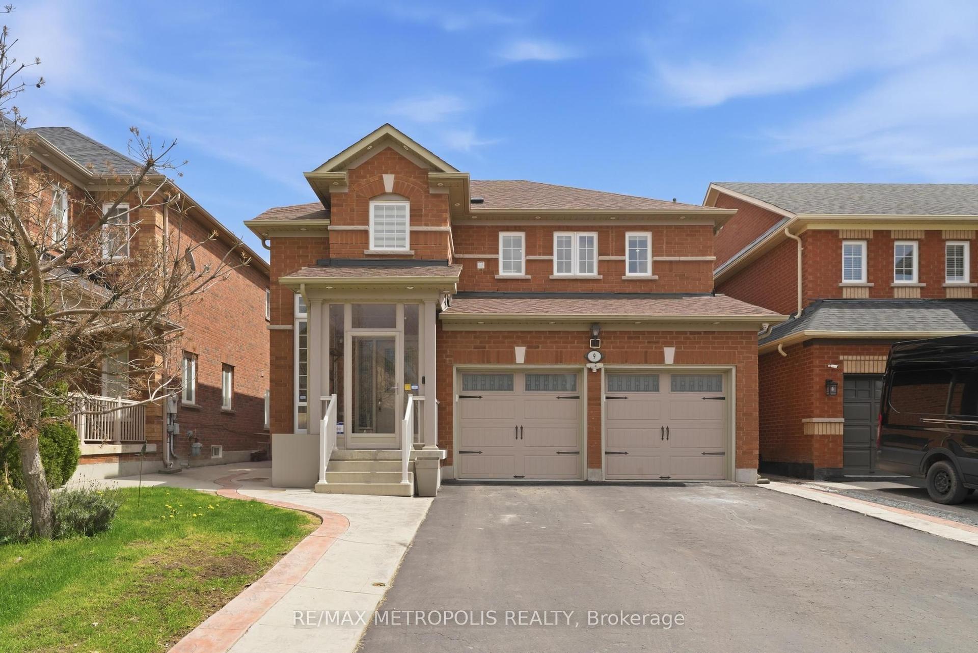 9 Tan Lane — photo 1