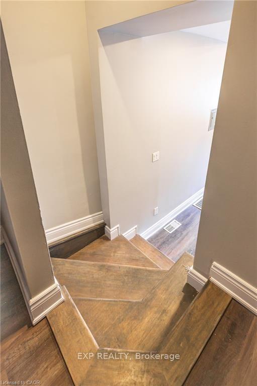 70 Victoria Avenue S #2 ##2, Hamilton — Multiplex for lease, photo 1