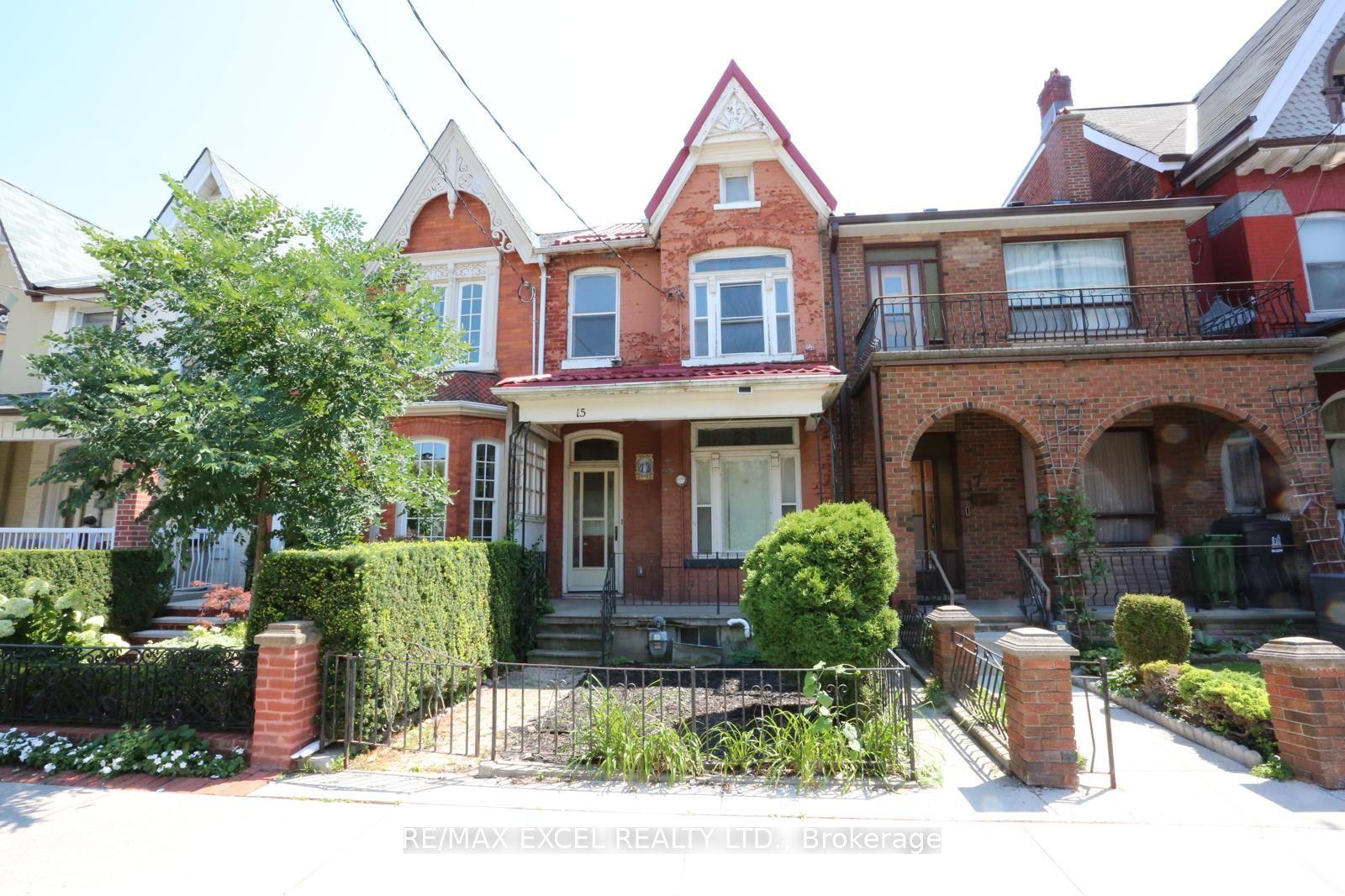 15 Oxford Street, Toronto — Townhouse for sale, photo 1