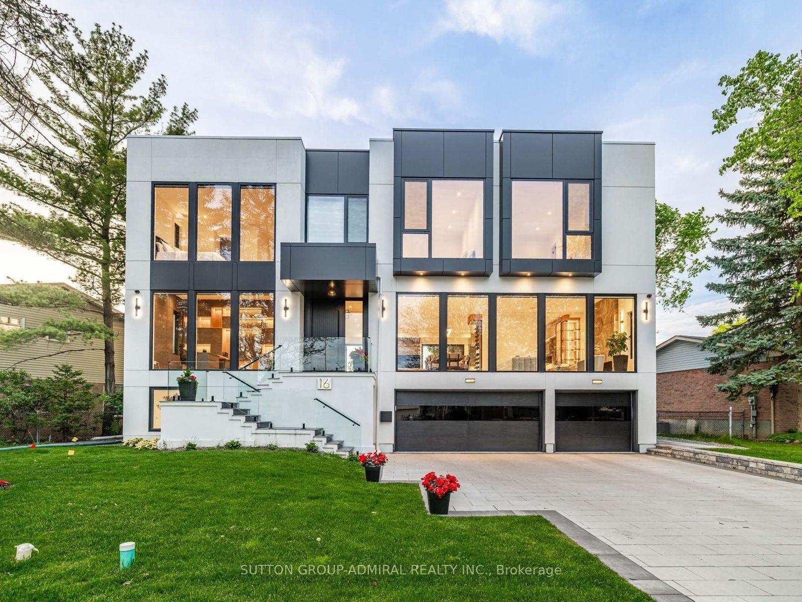 16 Sanderson Crescent, Richmond Hill — Detached for sale, photo 1