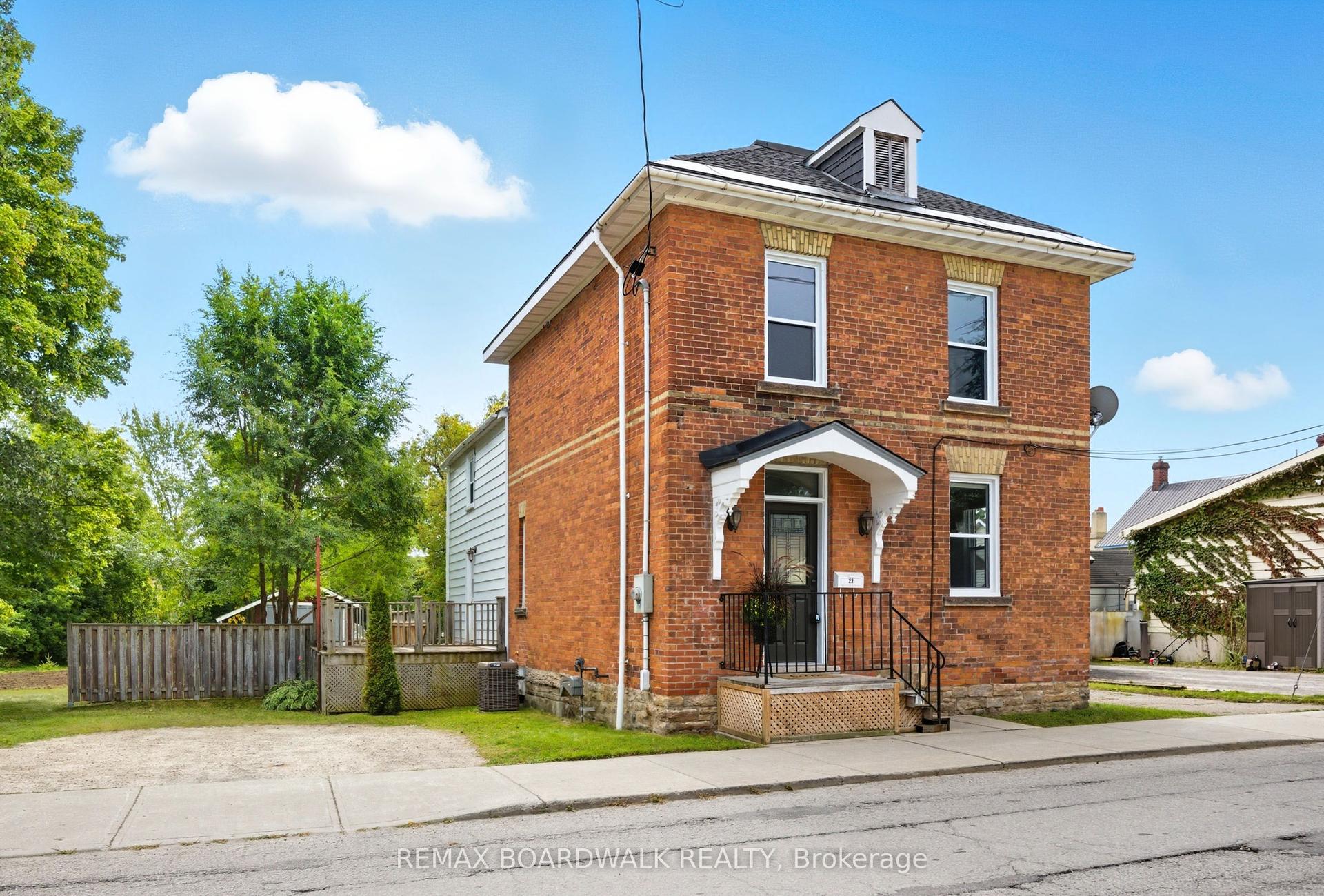 22 Isabella Street — photo 1