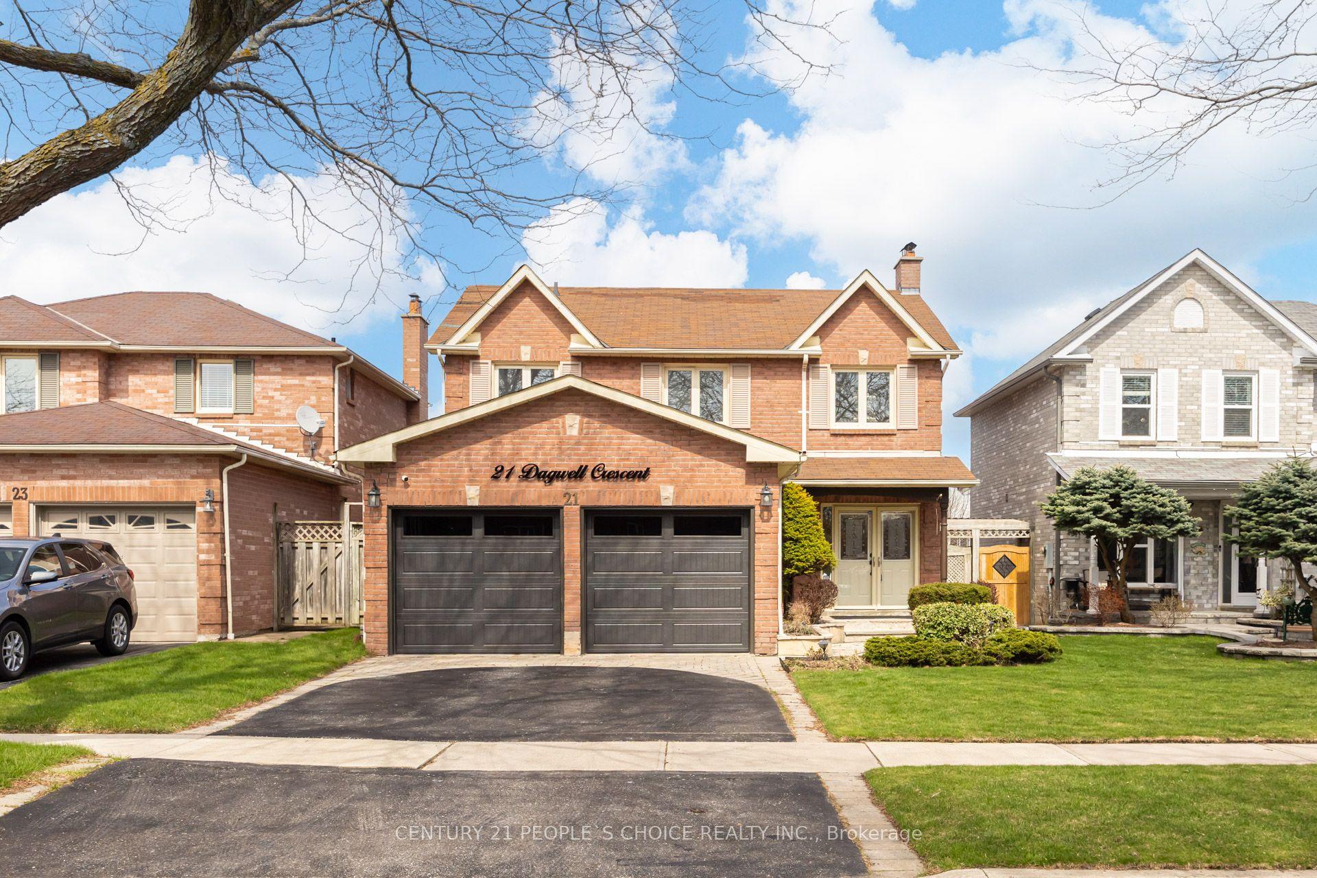 21 Dagwell Crescent — photo 1