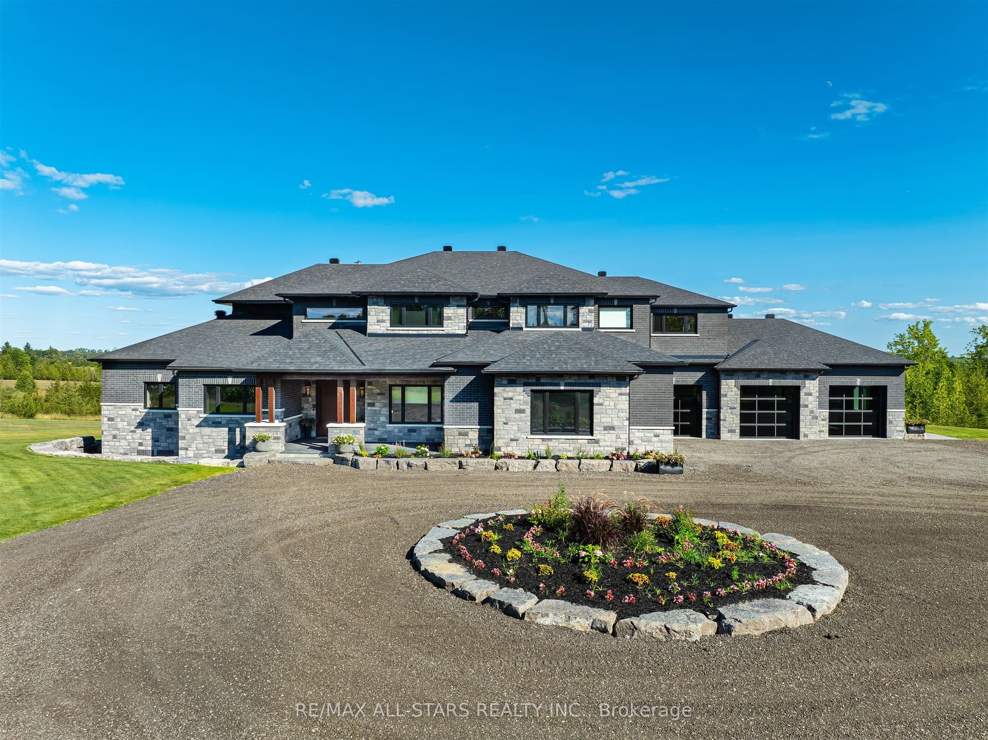 6374 Smith Boulevard — photo 1