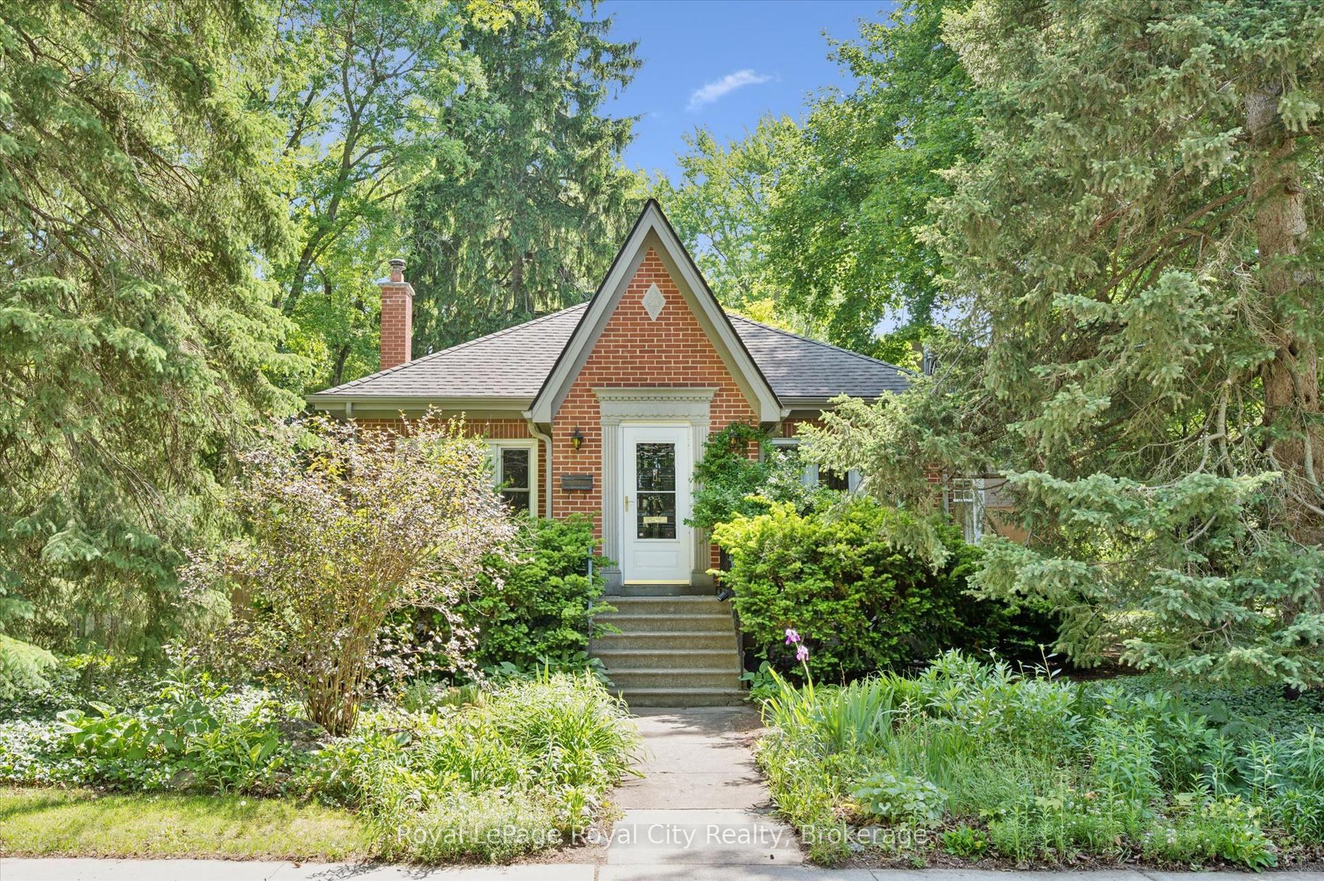 3 Mccrae Boulevard — photo 1