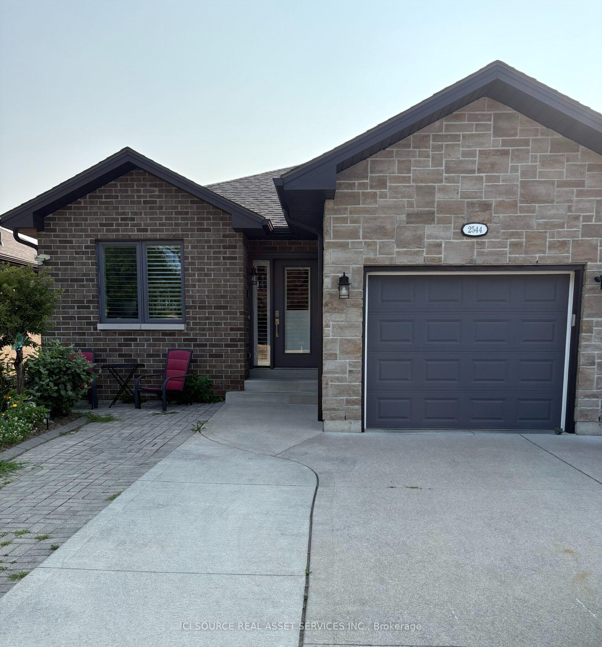 2544 Pillette Road Basement #Basement, Windsor — Semi-Detached for lease, photo 1