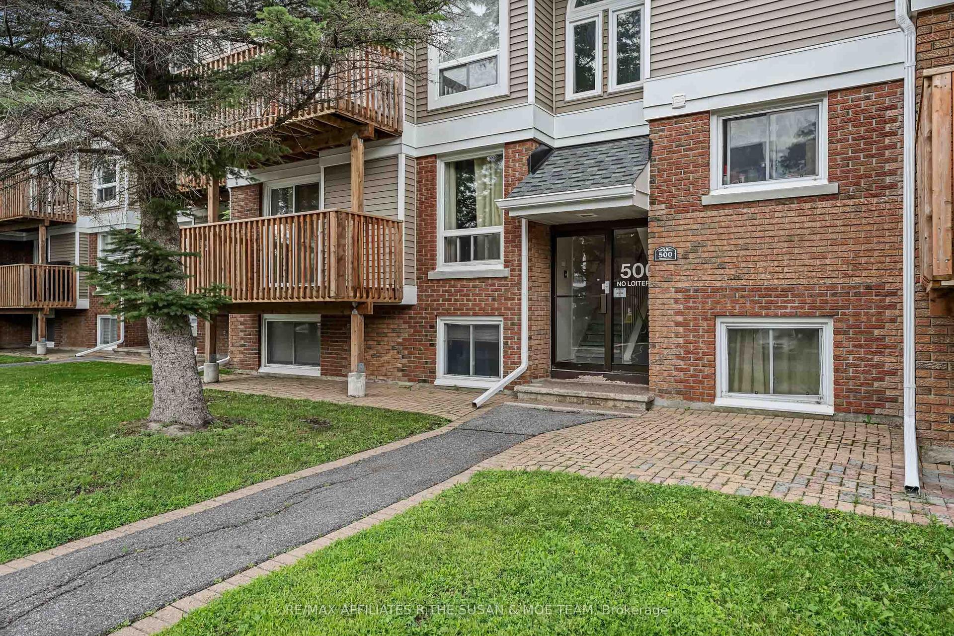 500 Fenerty Court 6 #6, Kanata — Condo Town for sale, photo 1