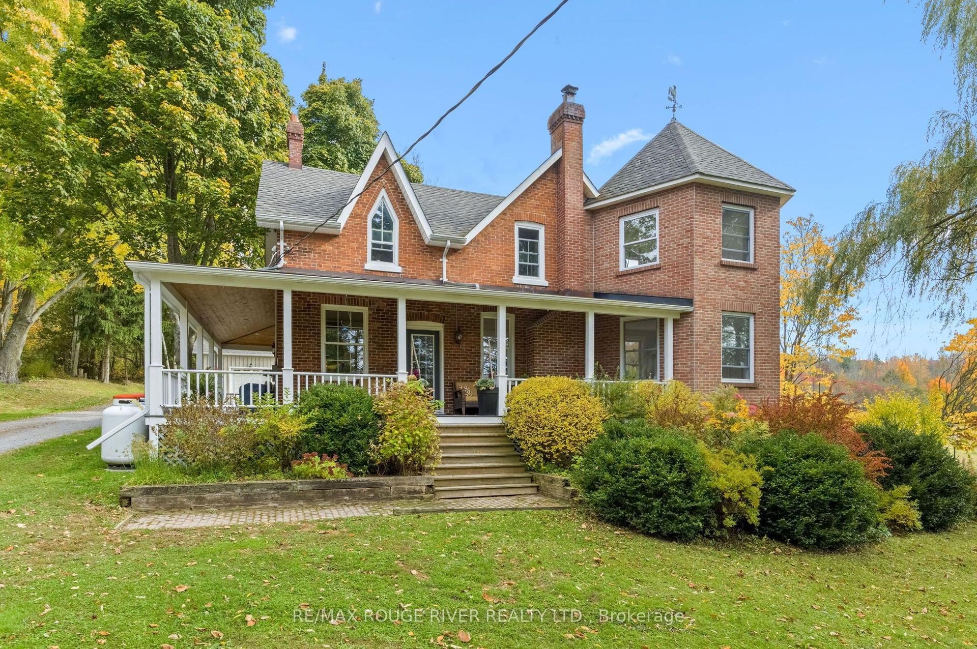 3659 Harwood Road, Hamilton Township — Detached for sale, photo 1