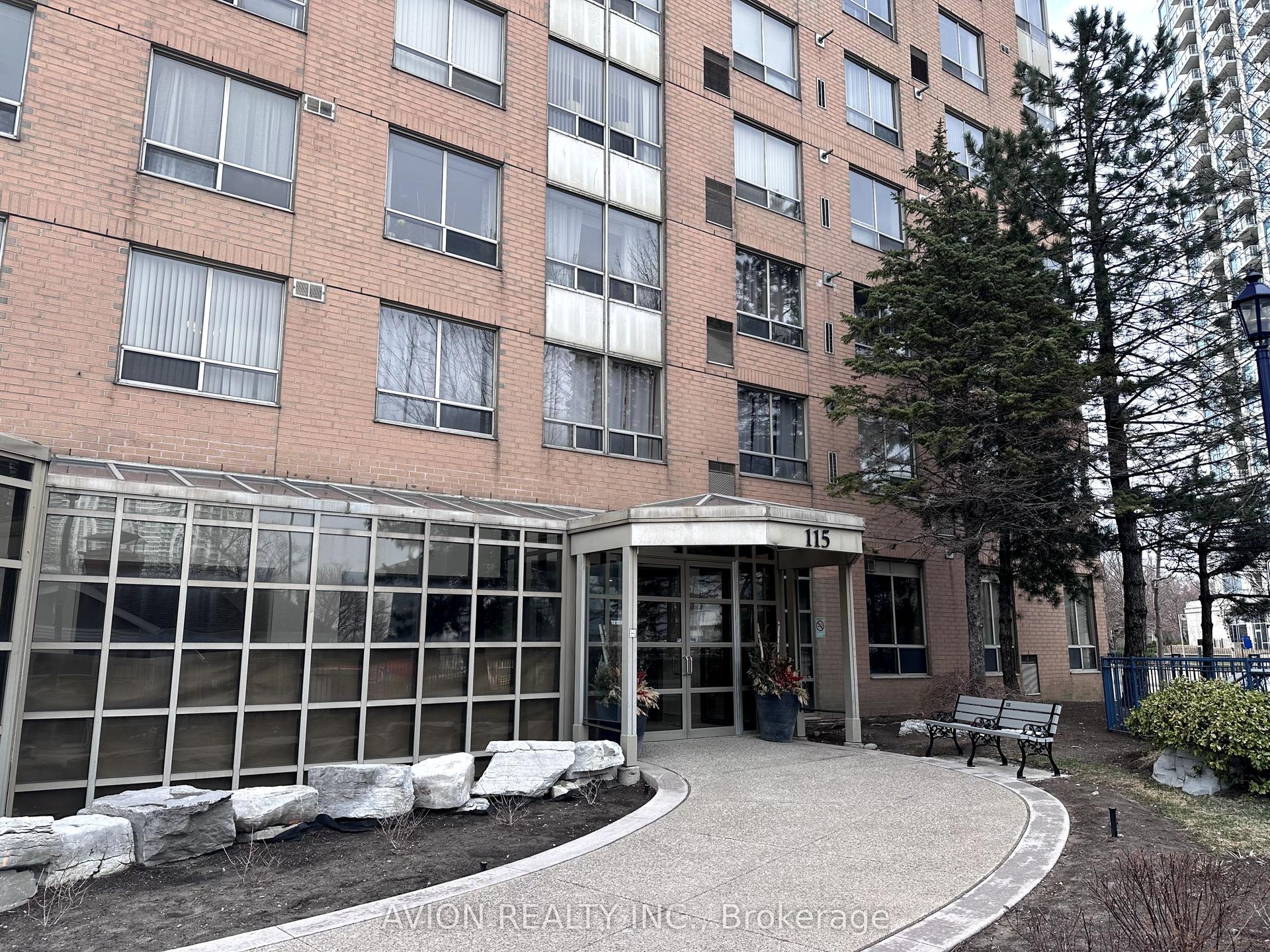 115 Omni Drive 706 Room#1 #706 Room#1, Toronto — Condo for lease, photo 1
