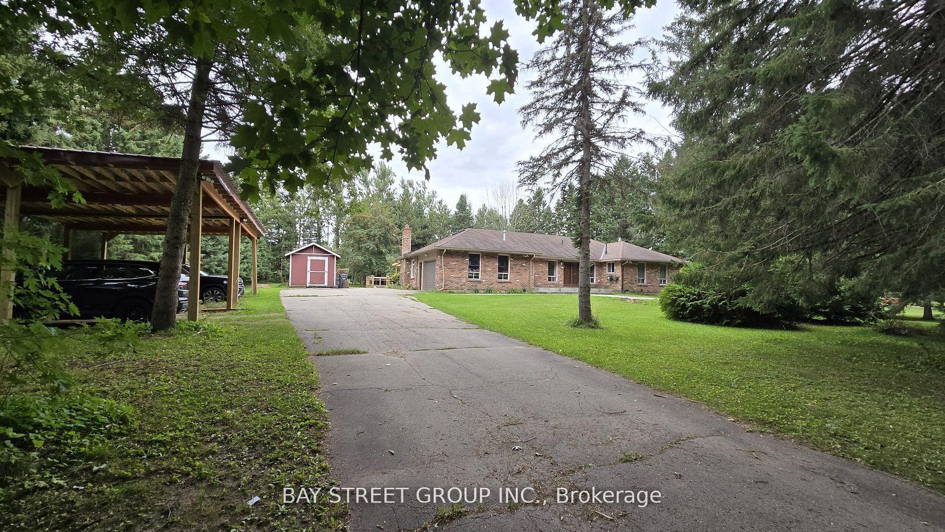 49 Maplewood Drive — photo 1