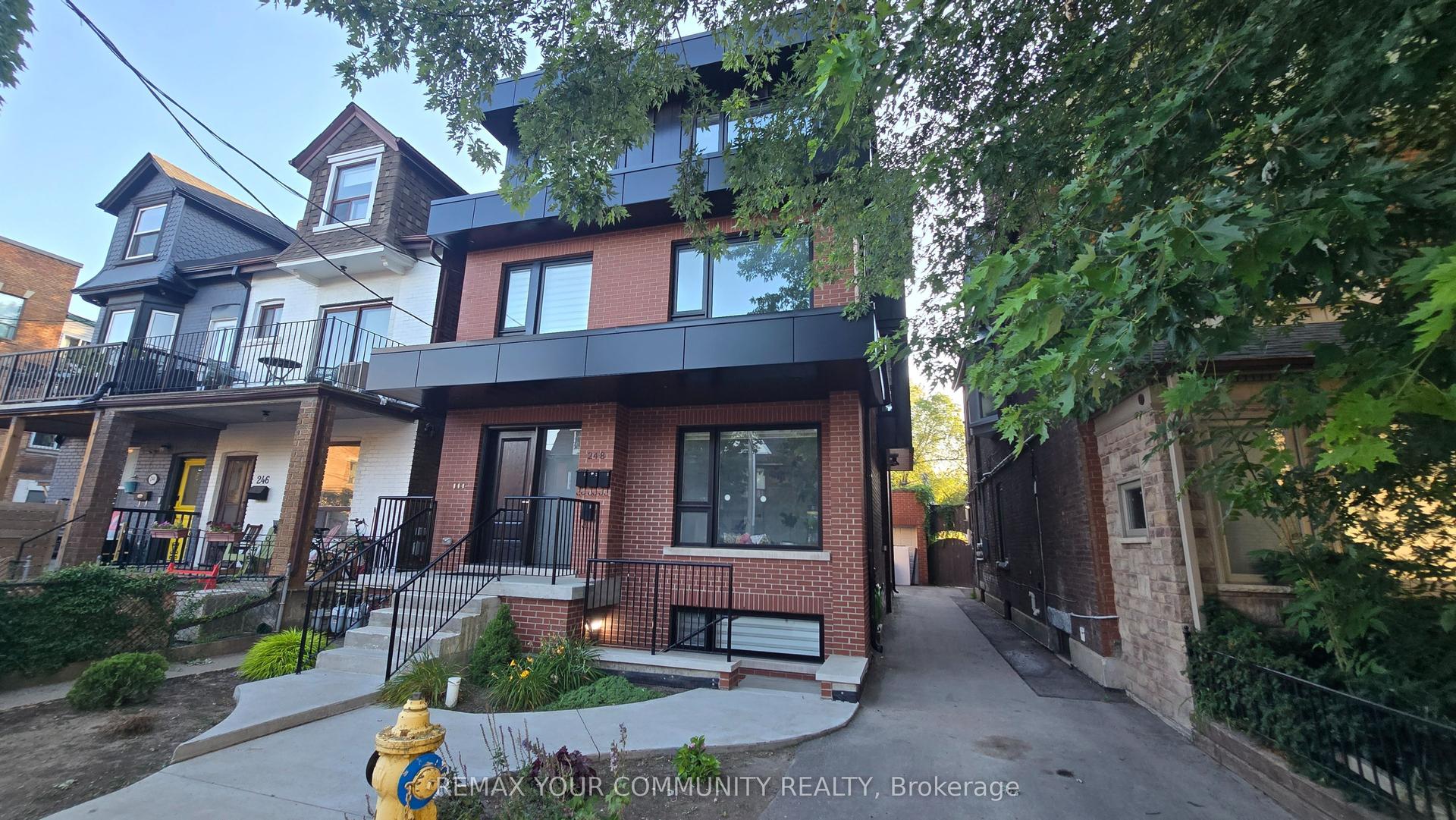 248 Gladstone Avenue BSMT #BSMT, Toronto — Multiplex for lease, photo 1