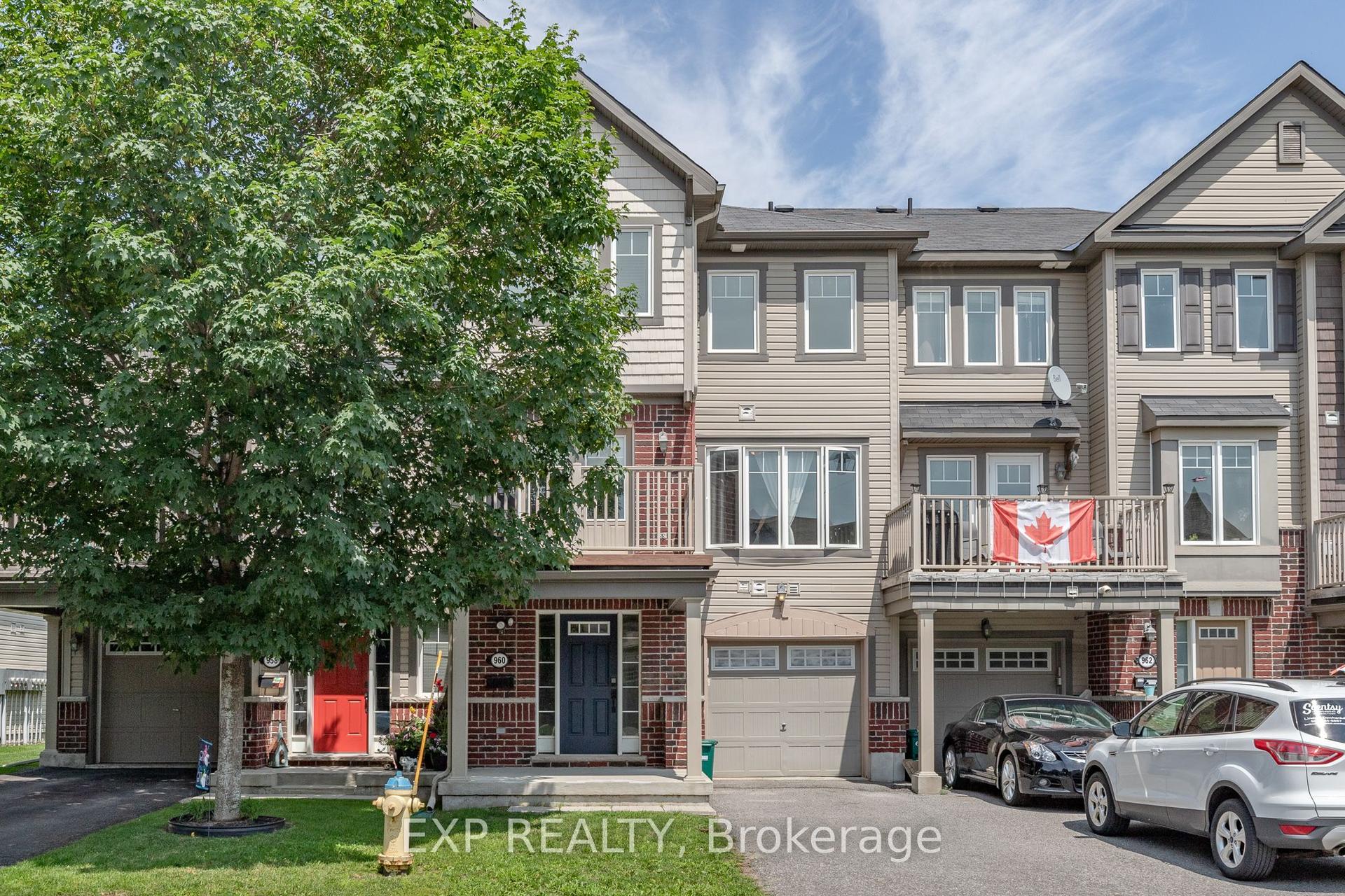 960 Messor Crescent, Stittsville - Munster - Richmond — Townhouse for lease, photo 1