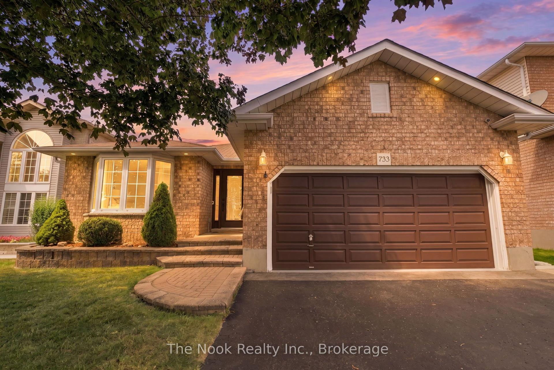 733 Sundance Circle, Oshawa — Detached for sale, photo 1