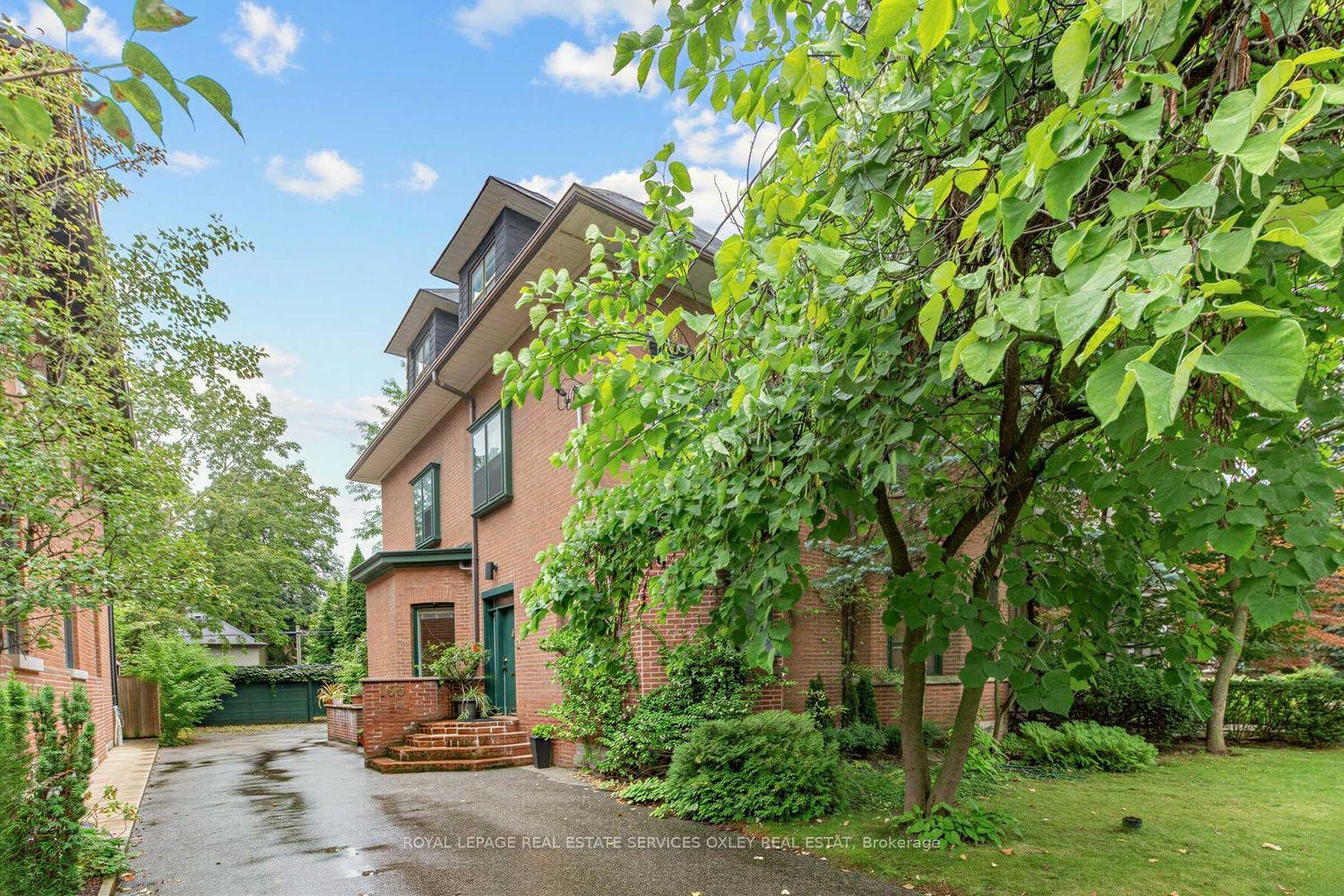105 Roxborough Street E, Toronto — Detached for sale, photo 1