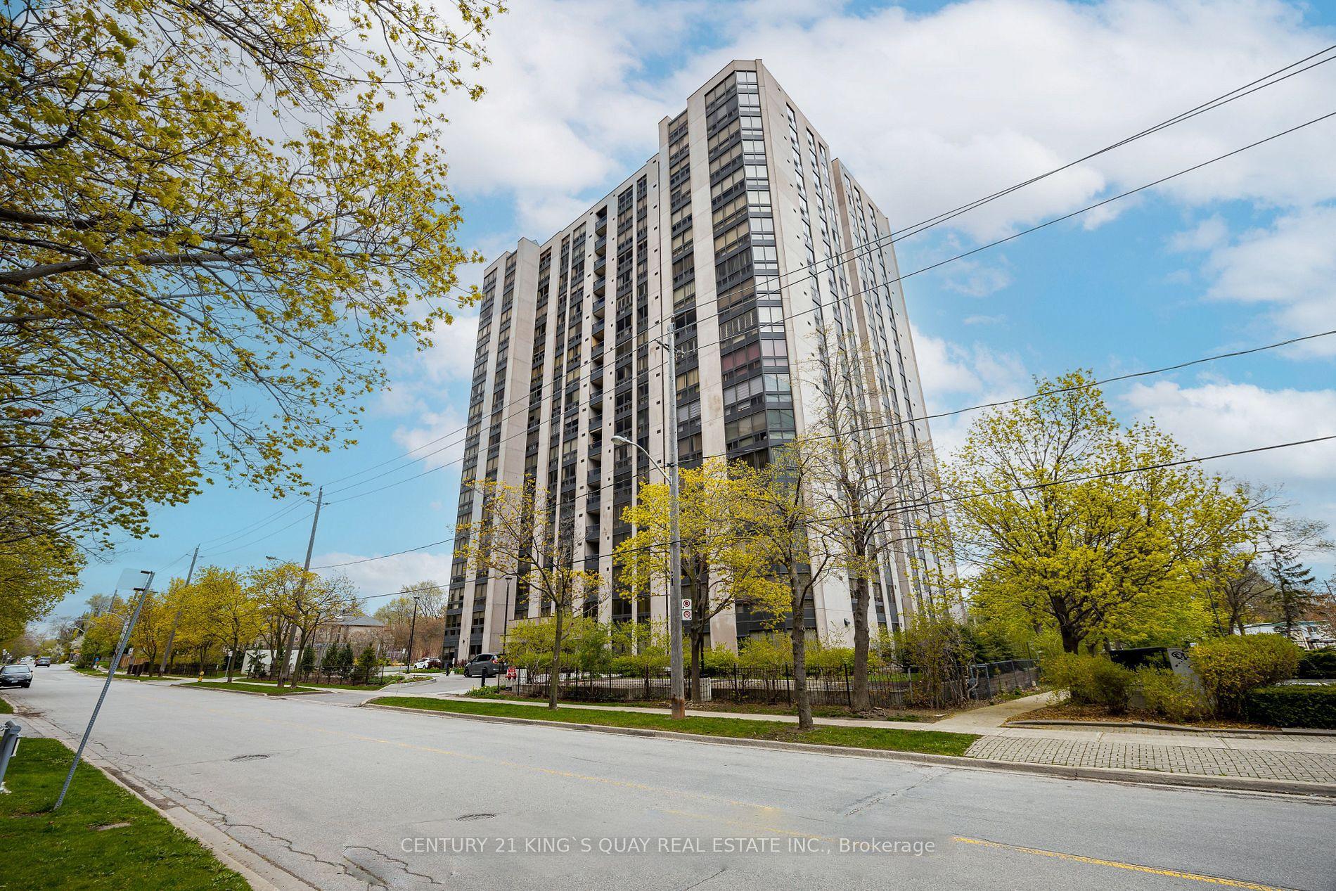 5 Kenneth Avenue 1702 #1702, Toronto — Condo for lease, photo 1