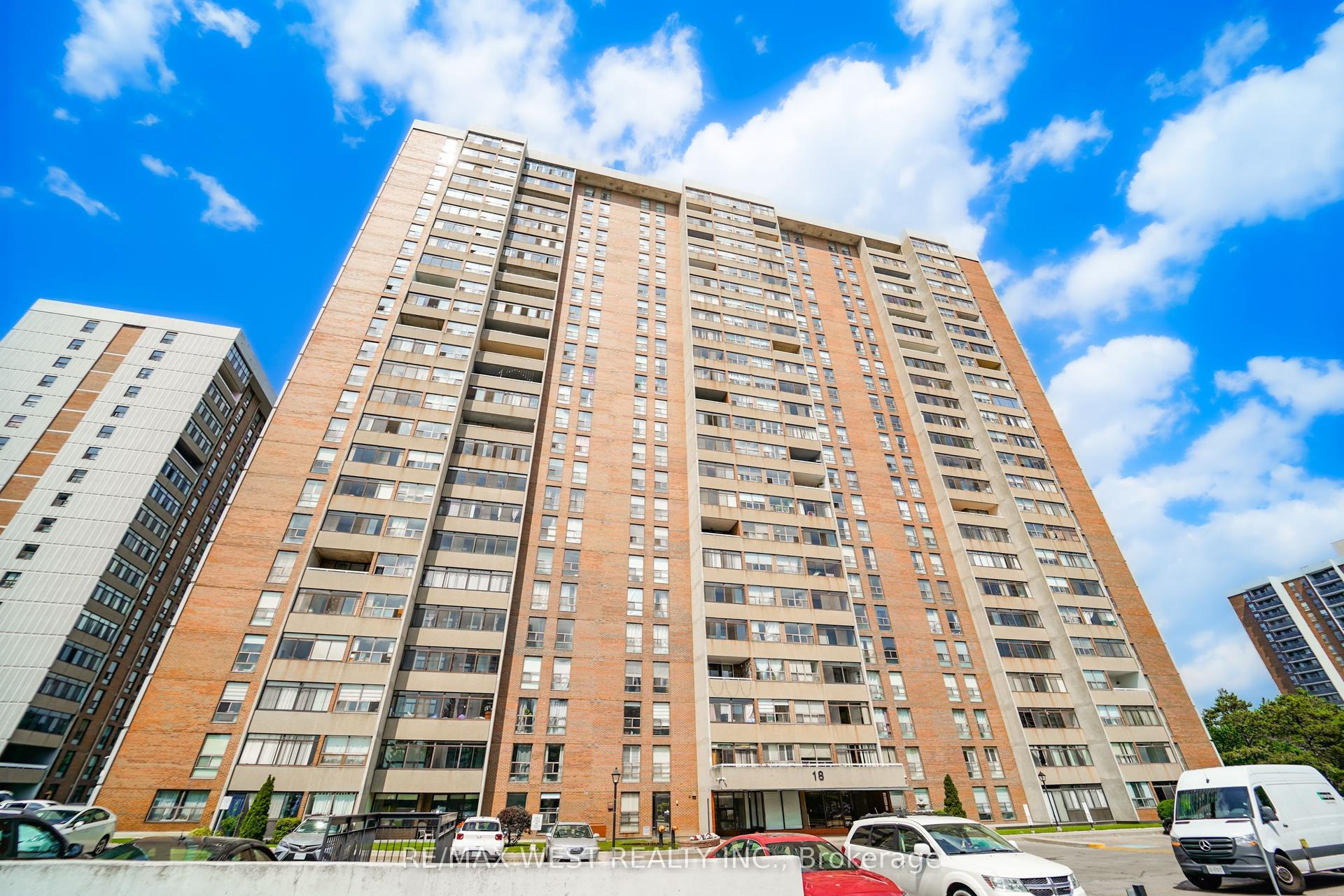 18 Knightsbridge Road 1604 #1604, Brampton — Condo for sale, photo 1