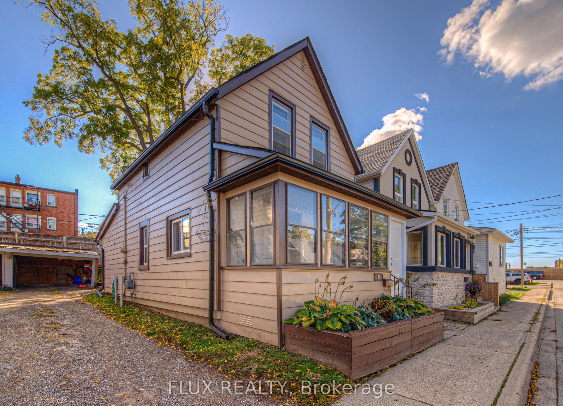 12 Jones Street — photo 1