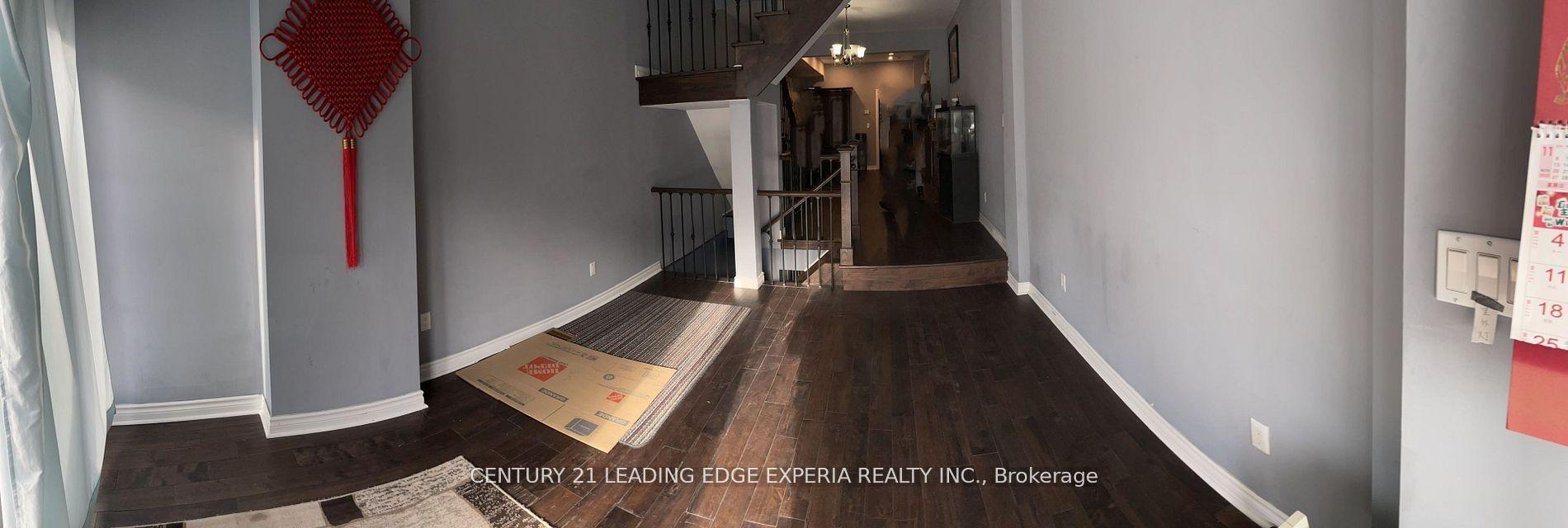 670 Dundas Street W, Toronto — Townhouse for lease, photo 1