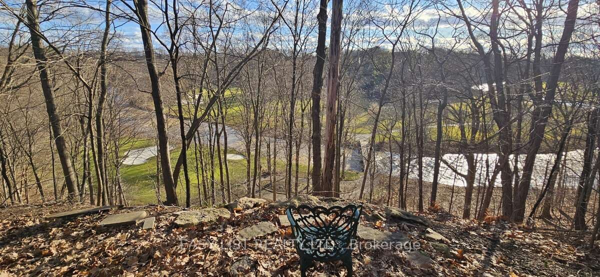 1320 Odessa Crescent — photo 1