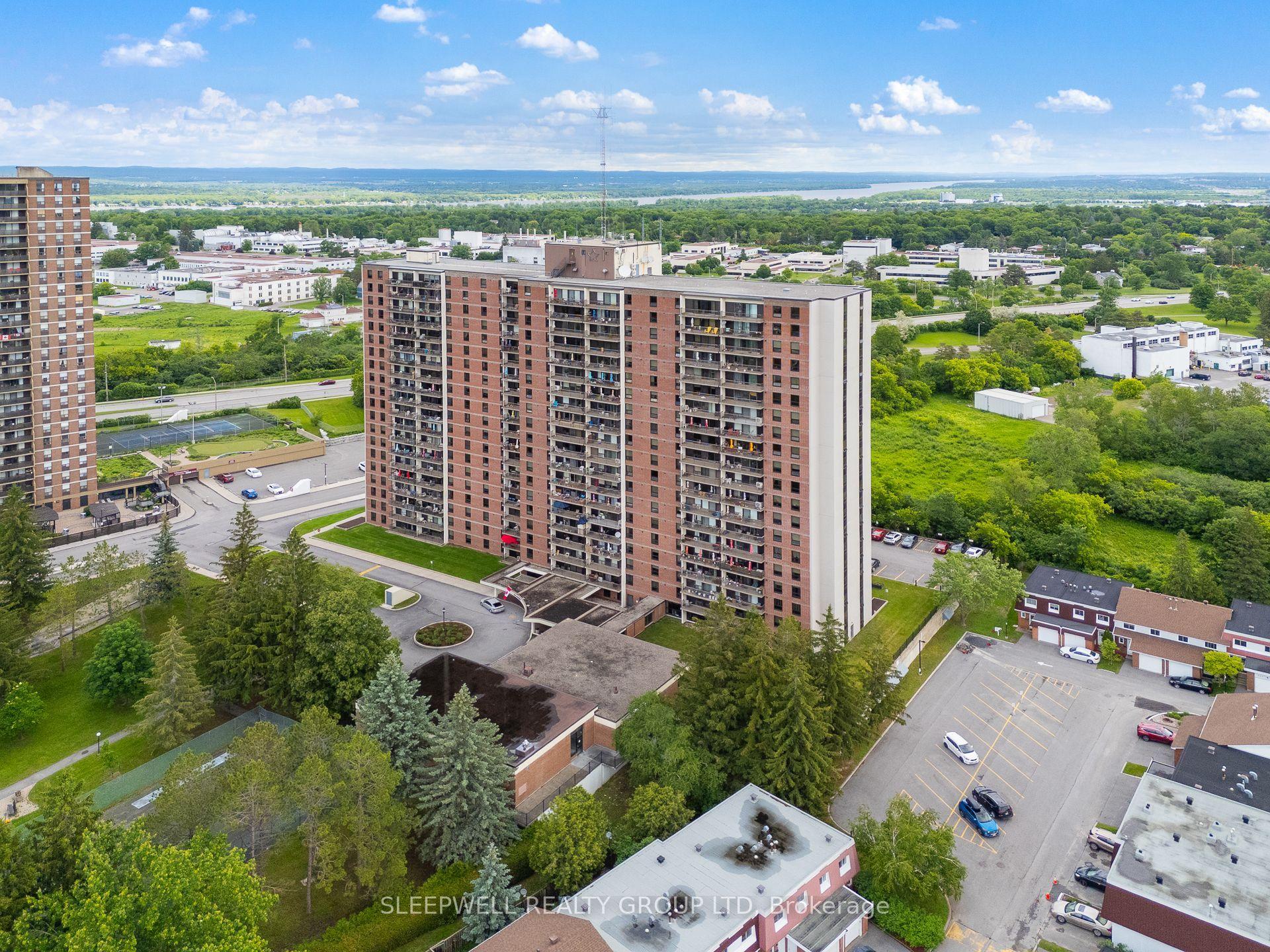 665 Bathgate Drive 712 #712, Overbrook - Castleheights and Area — Condo for lease, photo 1