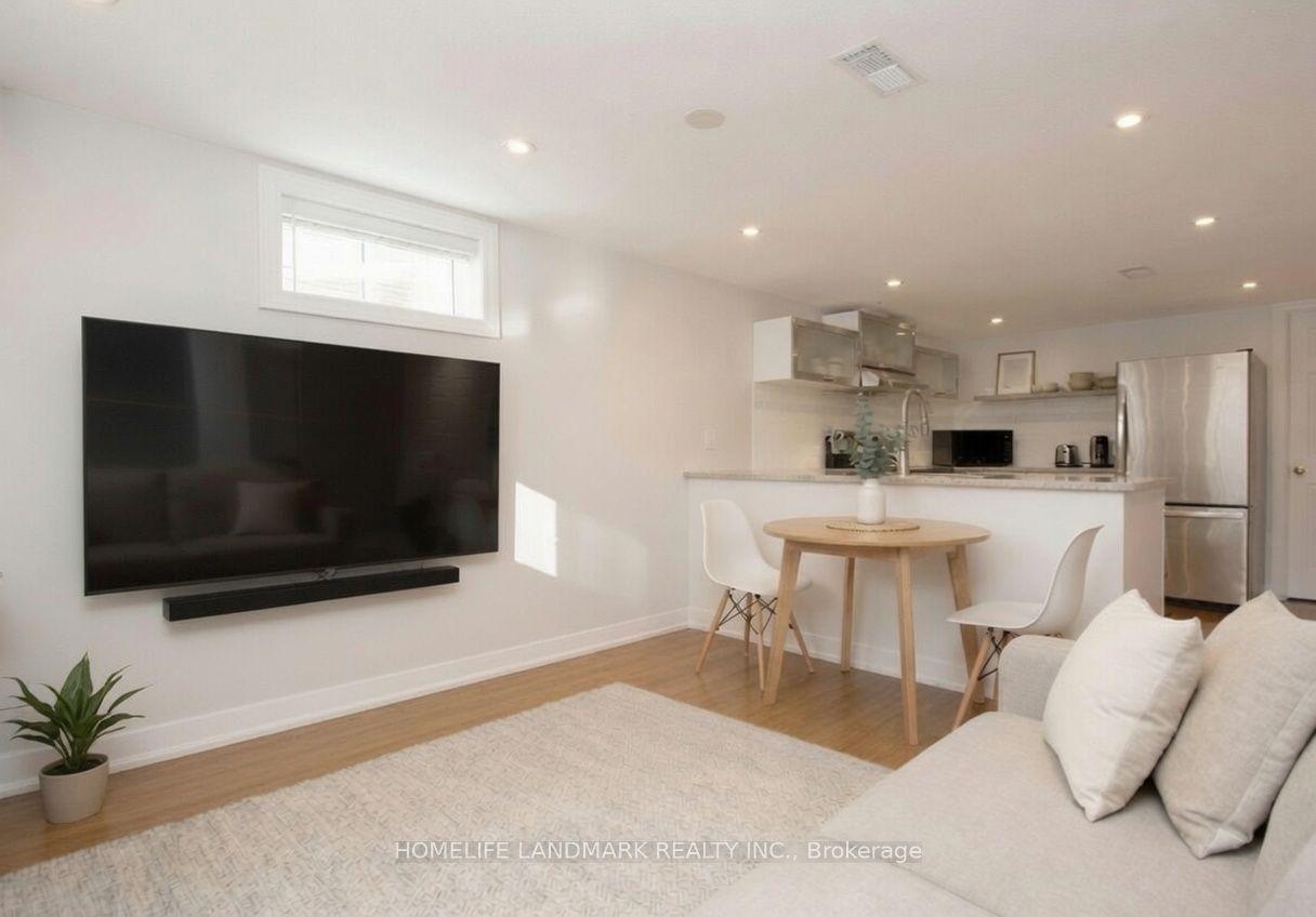 225 Highland Avenue E Unit Lower #Unit Lower, Oshawa — Multiplex for lease, photo 1
