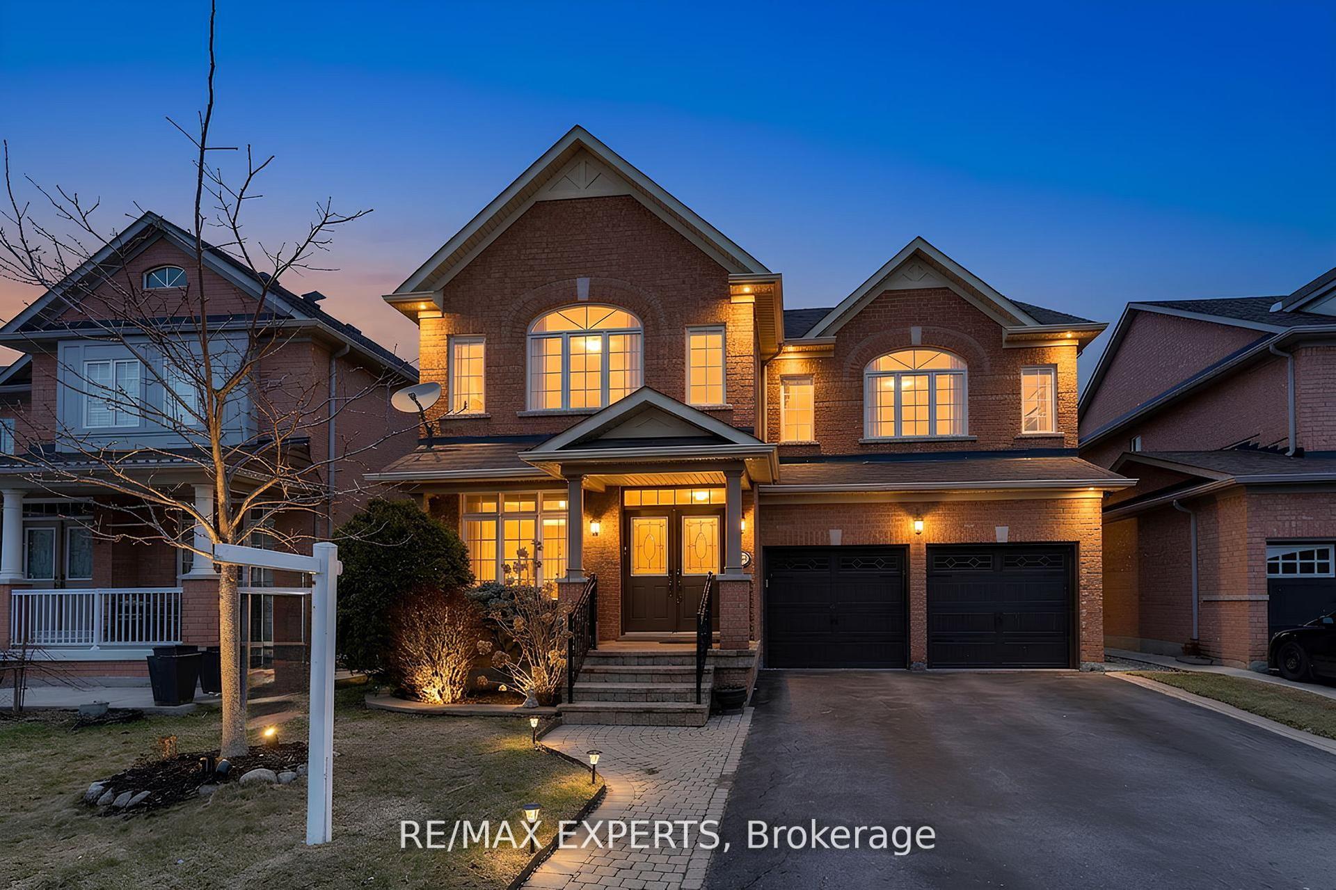 13 Villagewood Street — photo 1