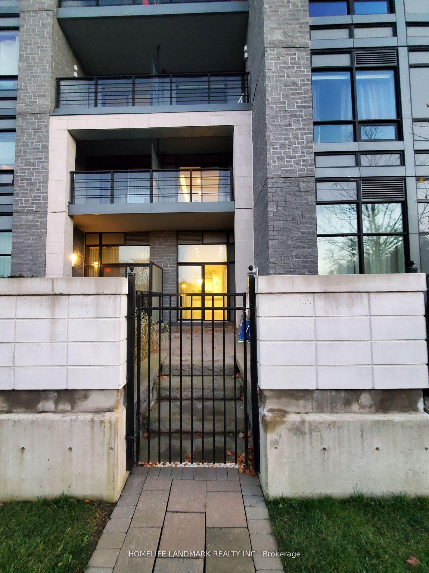 21 Clairtrell Road 116 #116, Toronto — Condo for lease, photo 1