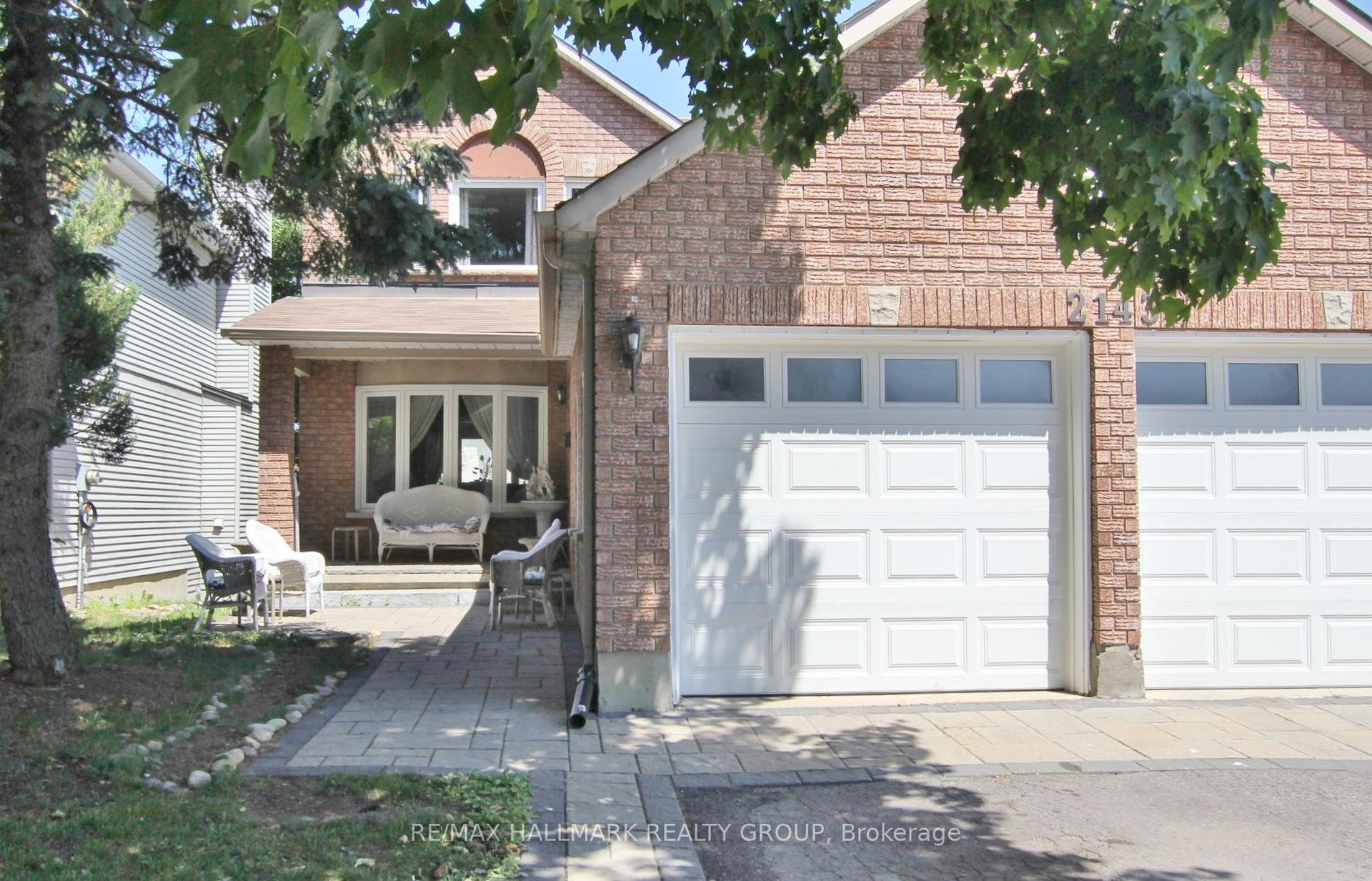 2143 Johnston Road — photo 1