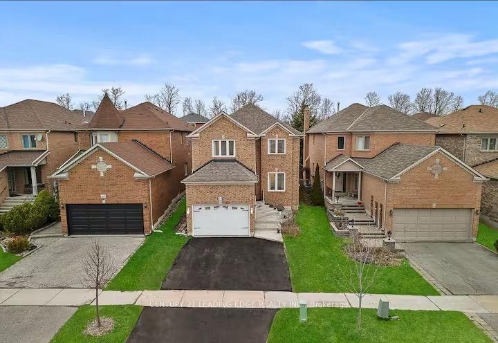 14 Buckhorn Avenue, Richmond Hill — Detached for lease, photo 1