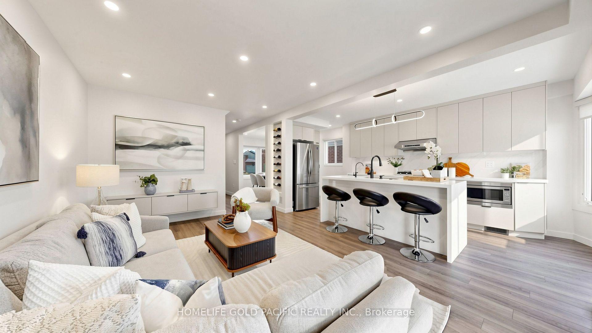 60 Elmfield Crescent, Toronto — Detached for sale, photo 1