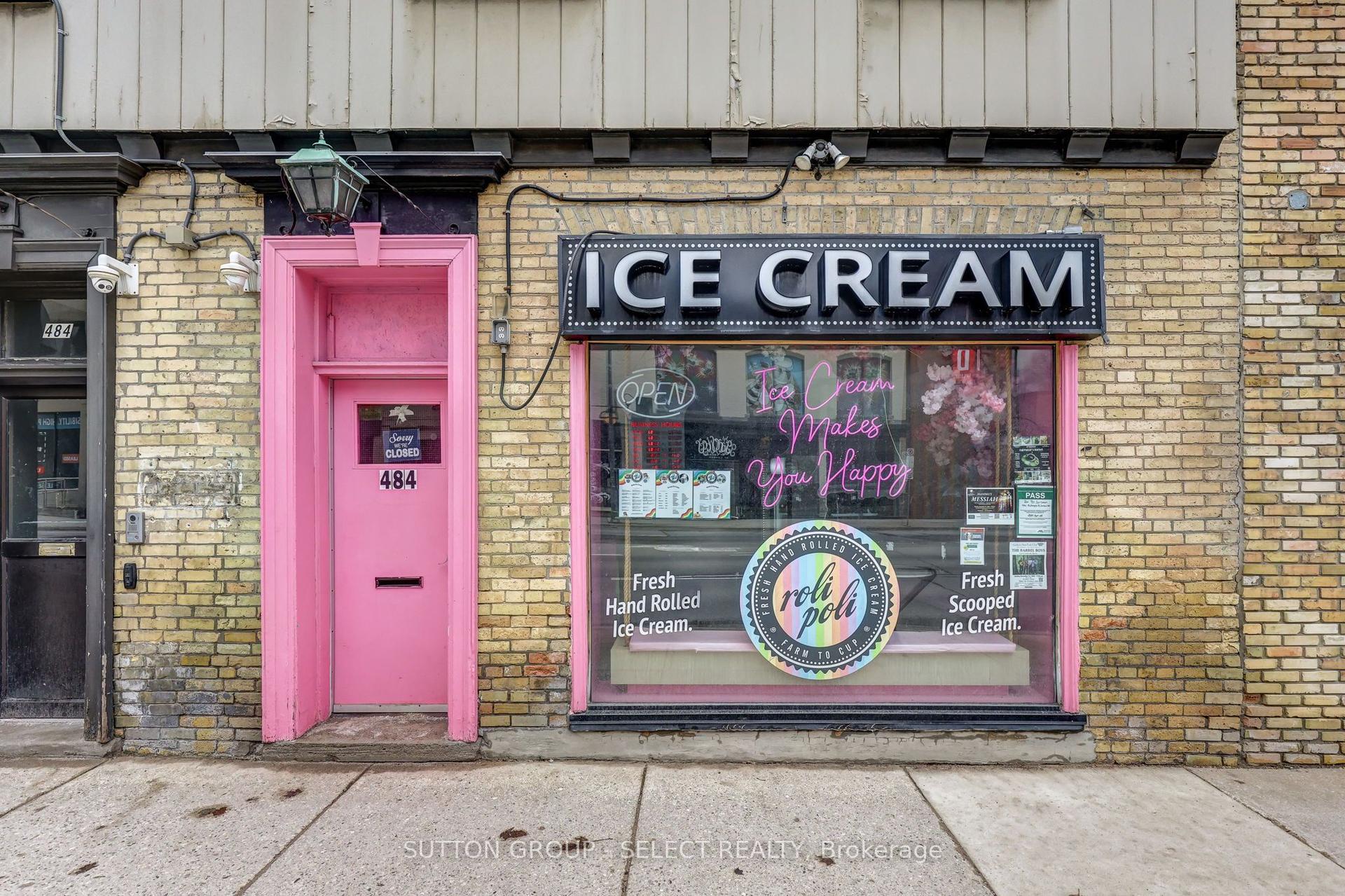 484 Richmond Street — photo 1