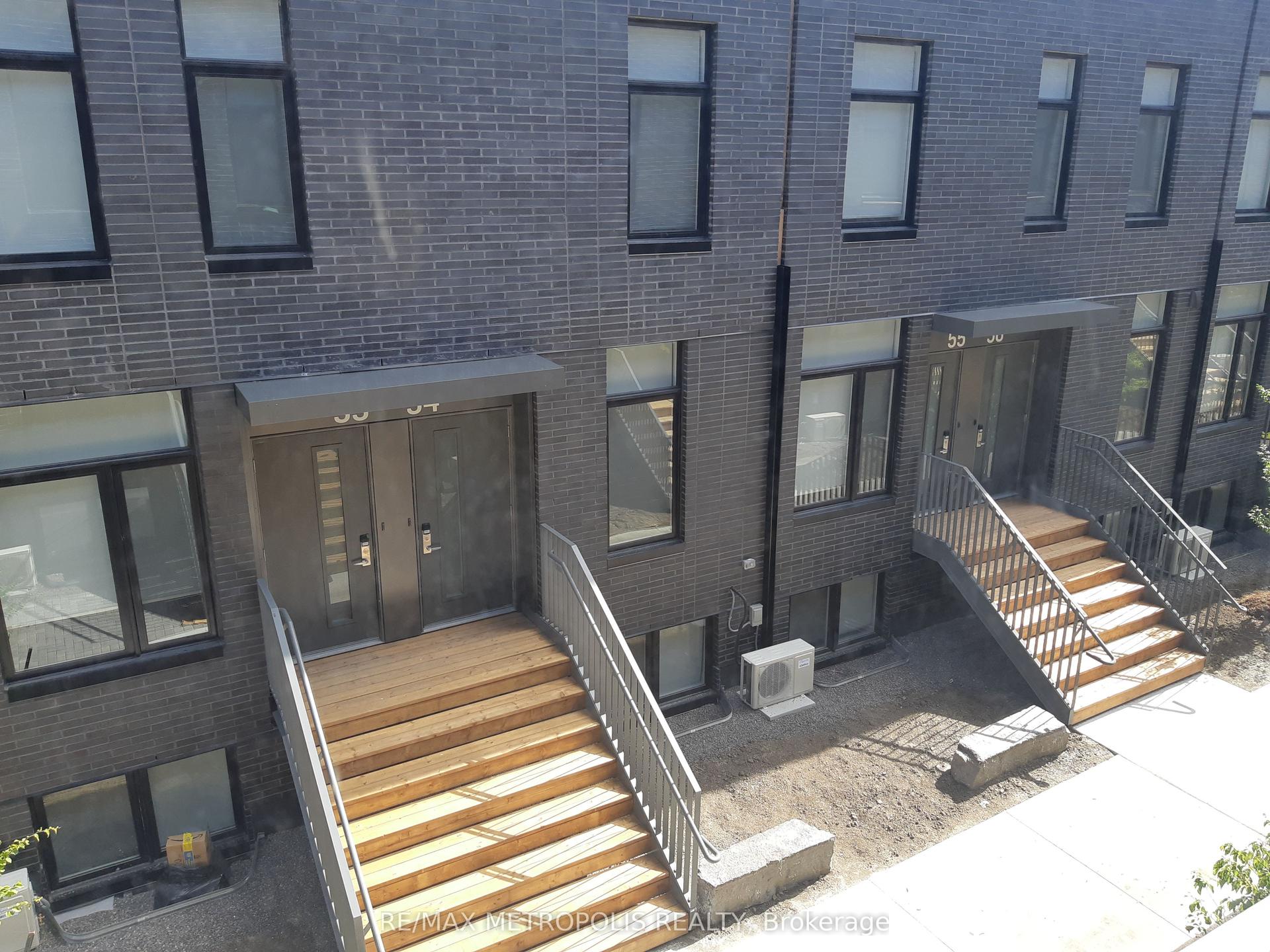 1760 N Simcoe Street 70 #70, Oshawa — Condo Town for lease, photo 1