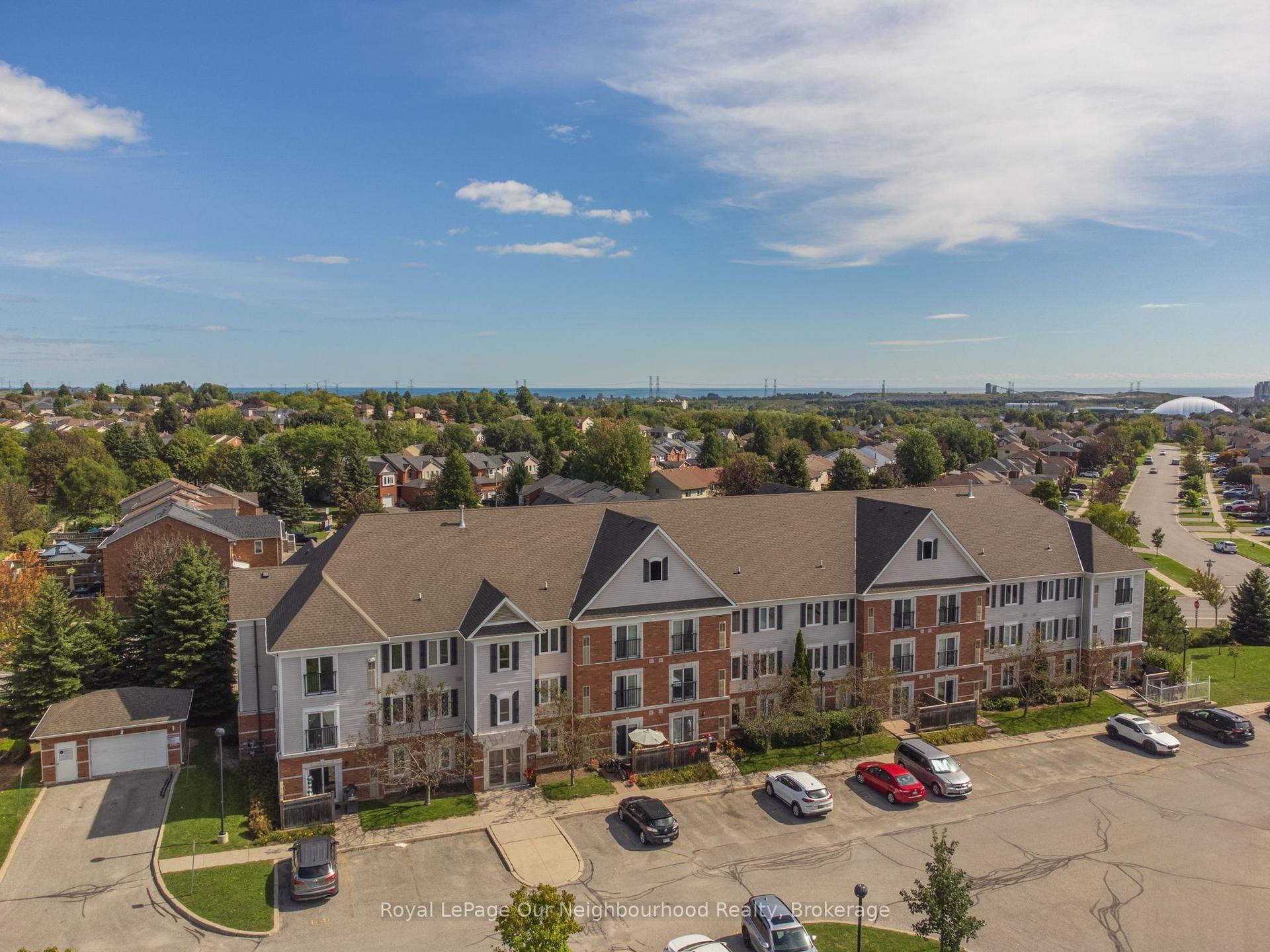 106 Aspen Springs Drive 203 #203, Clarington — Condo for sale, photo 1