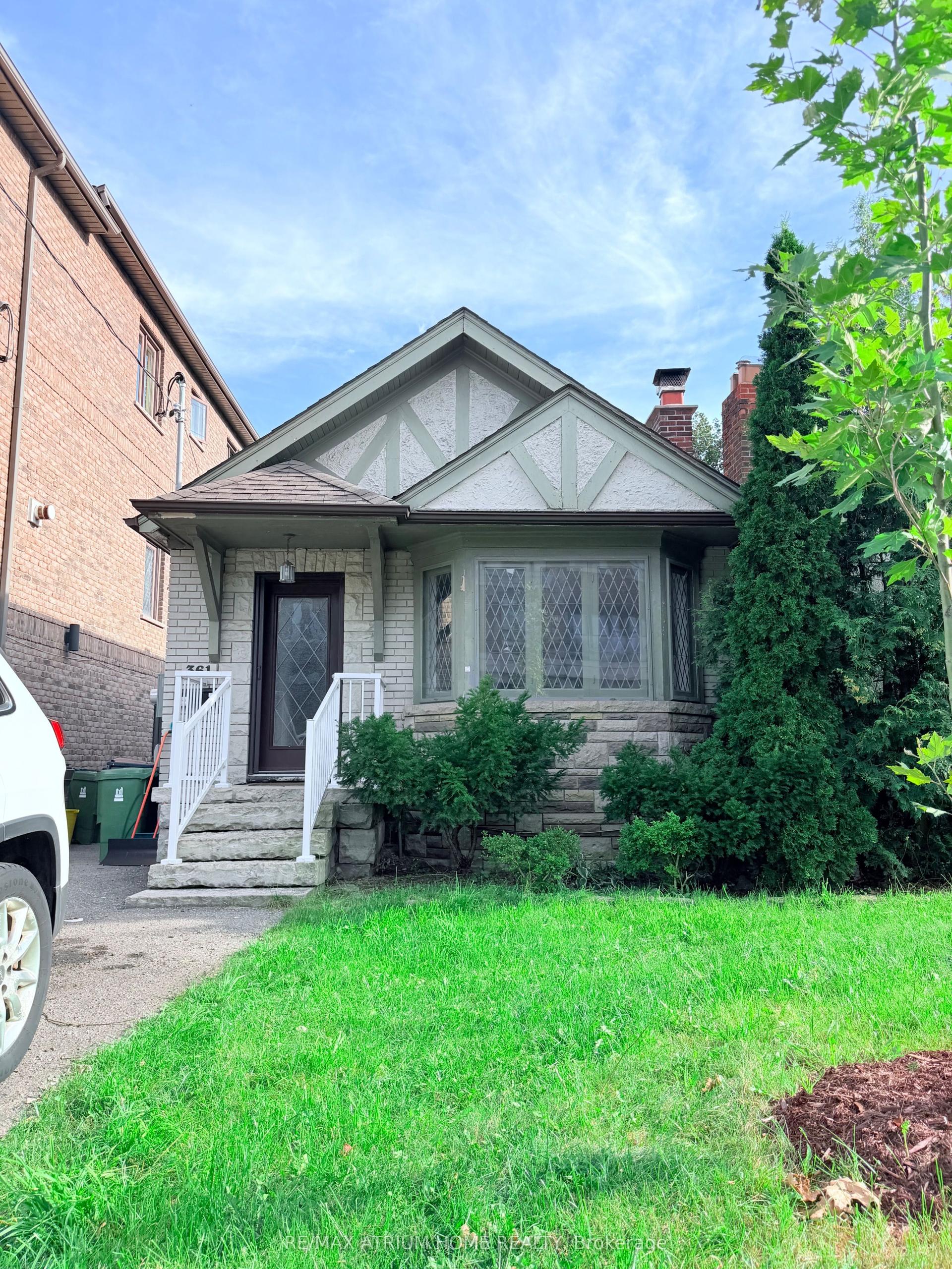 361 Fairlawn Avenue, Toronto — Detached for sale, photo 1