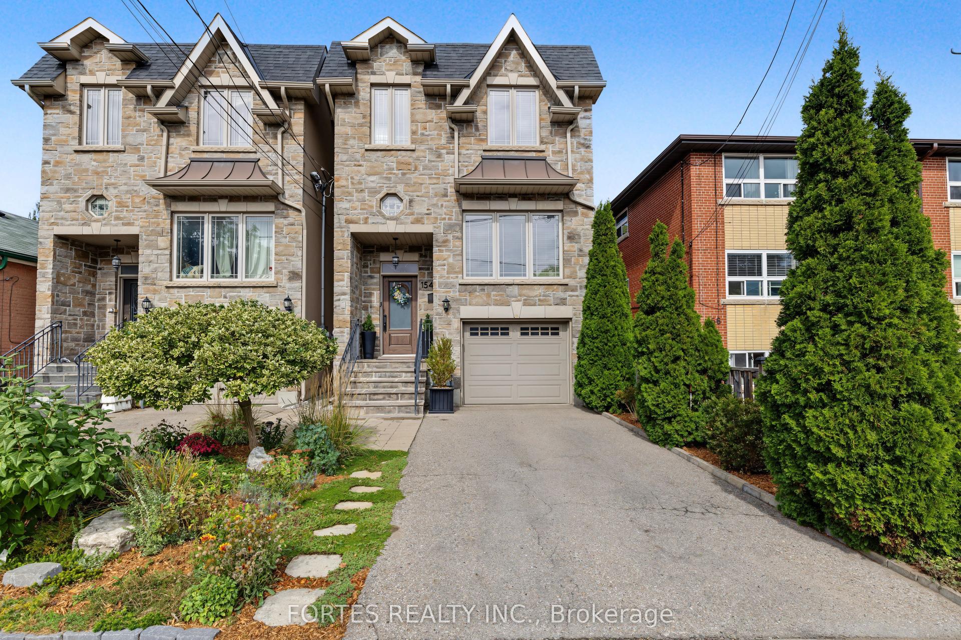 154 Holborne Avenue, Toronto — Detached for sale, photo 1