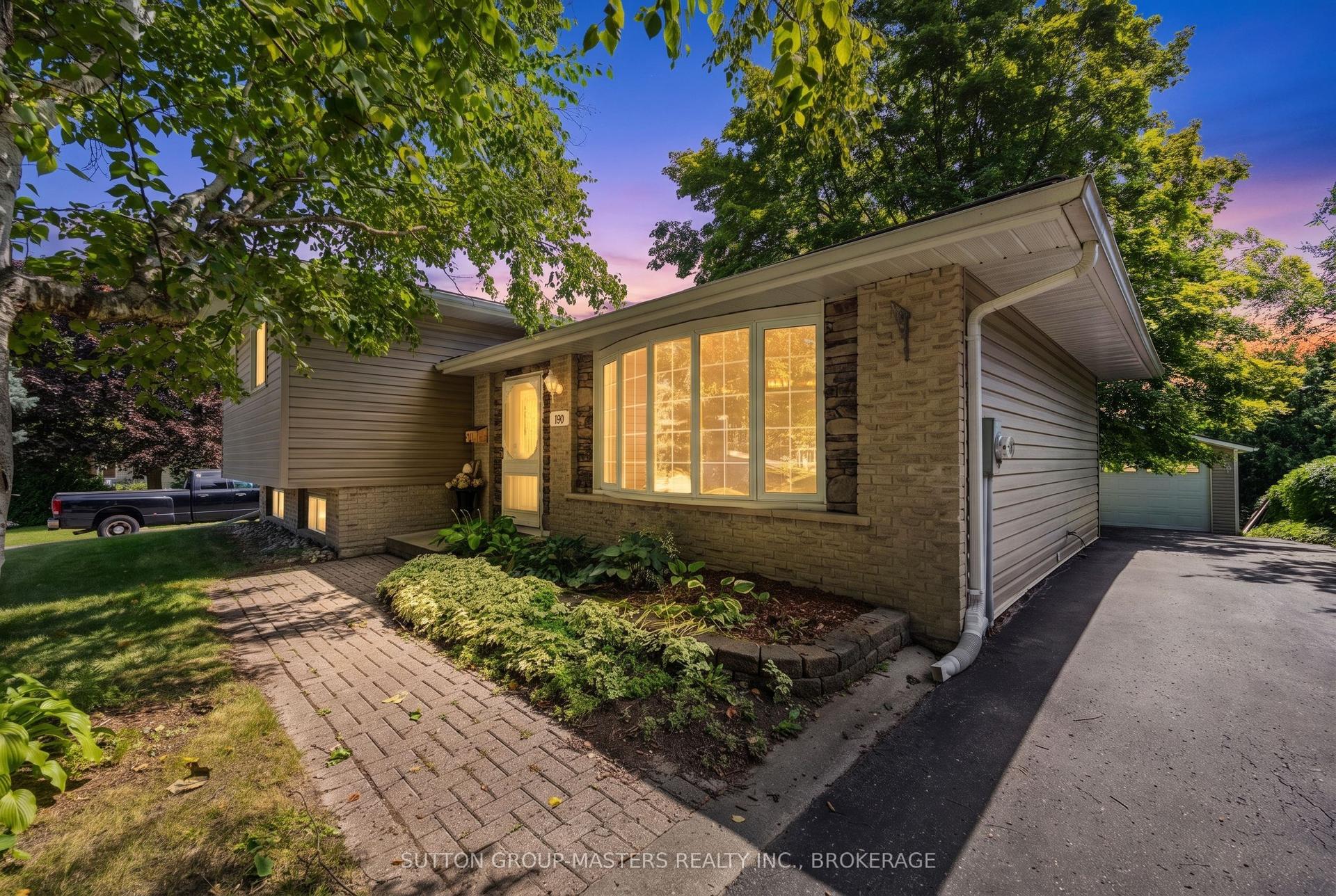 795 Safari Drive, Kingston — Detached for sale, photo 1