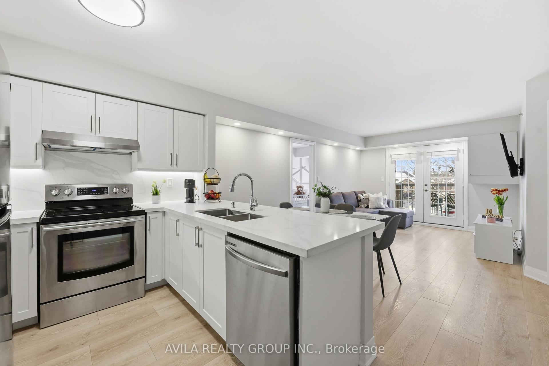 1460 Bishops Gate 203 #203 — photo 1