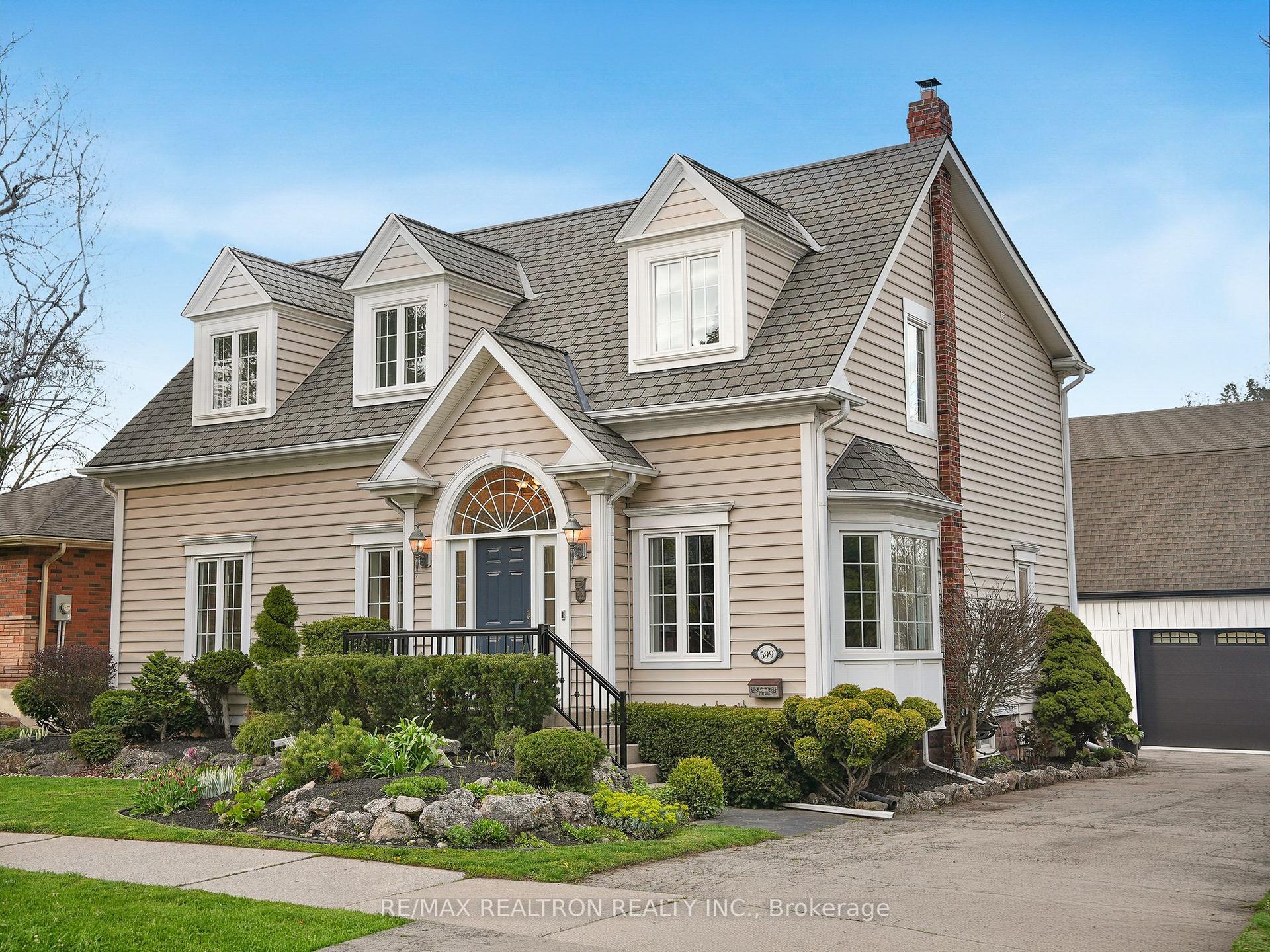 599 Cumberland Avenue, Burlington — Detached for sale, photo 1