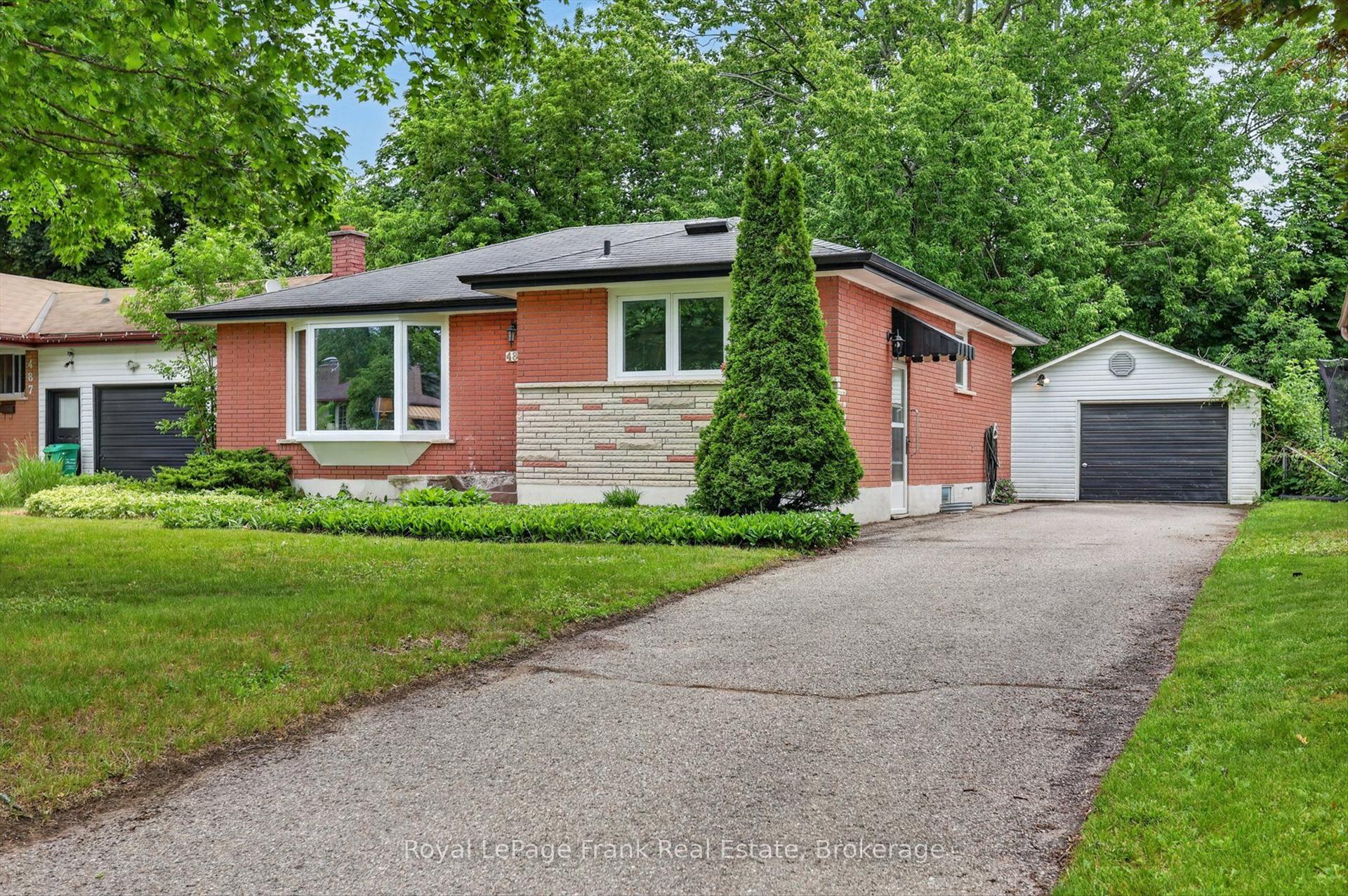 489 Raymond Street — photo 1