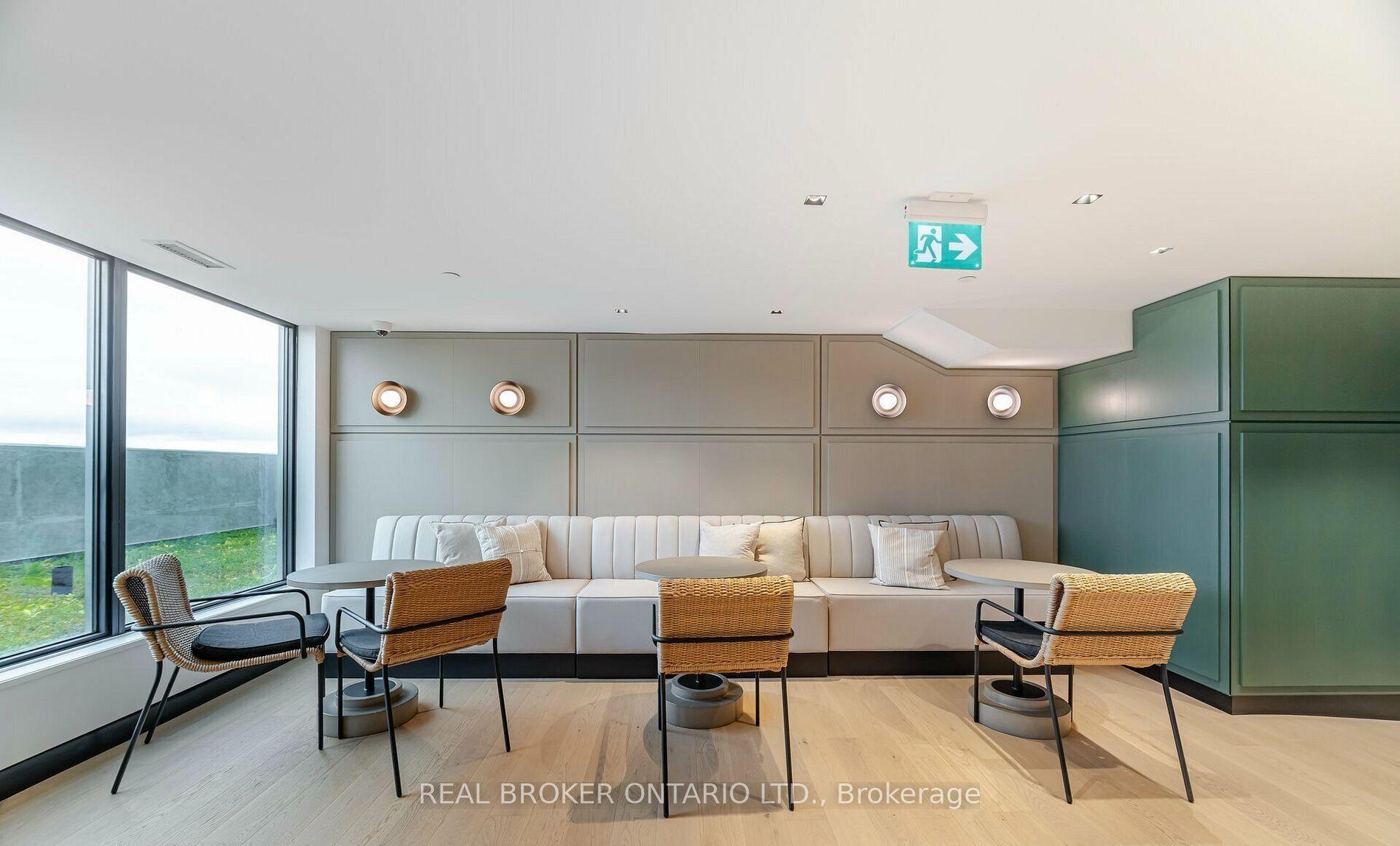 3200 William Coltson Avenue 3 #3, Oakville — Condo for lease, photo 1