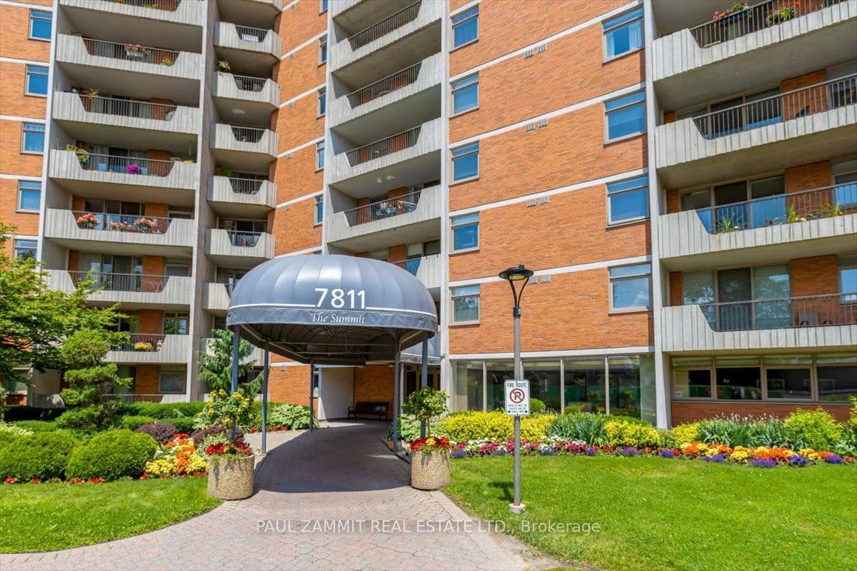 7811 Yonge Street 701 #701 — photo 1