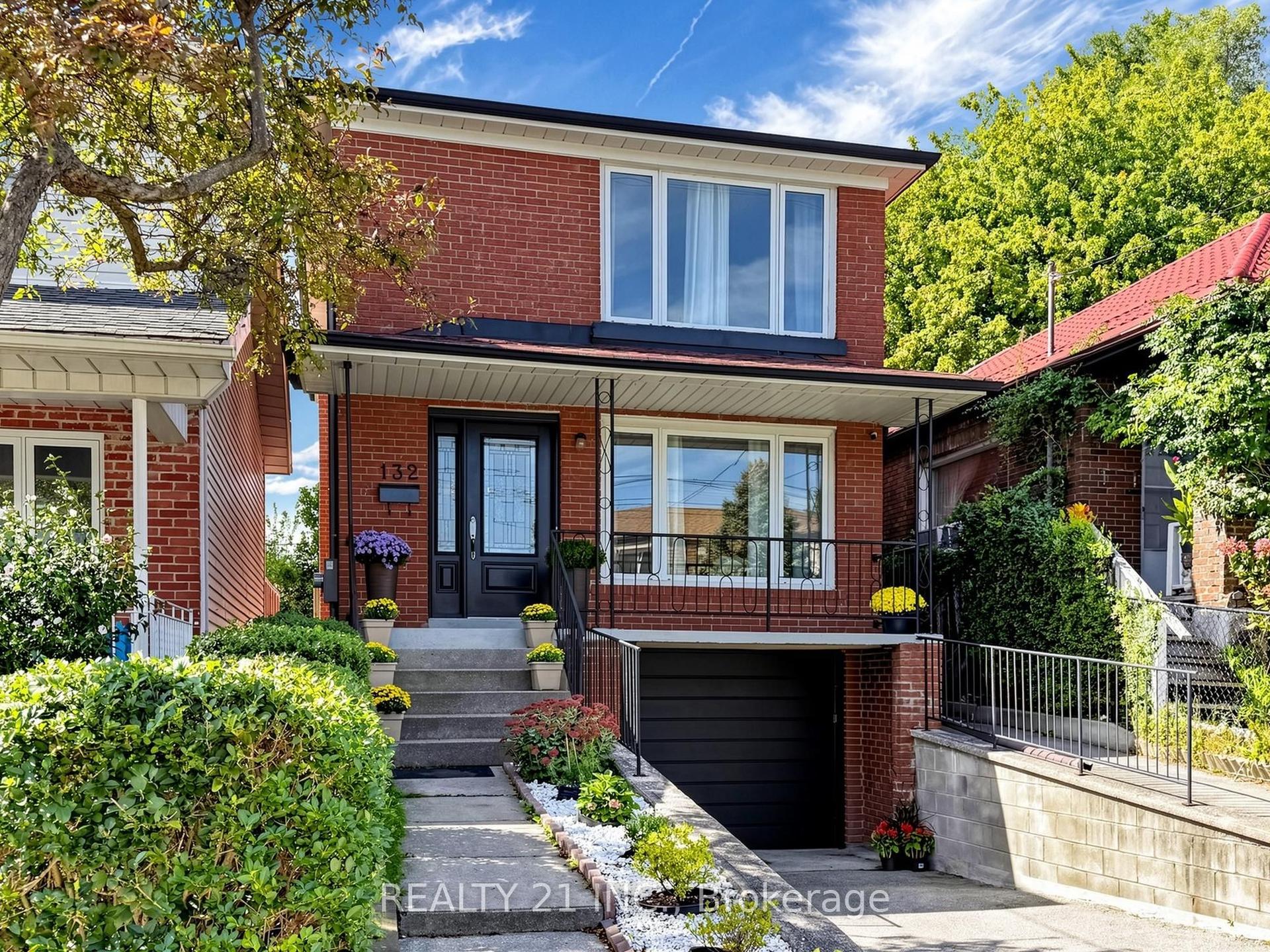 132 Harding Boulevard, Toronto — Detached for sale, photo 1