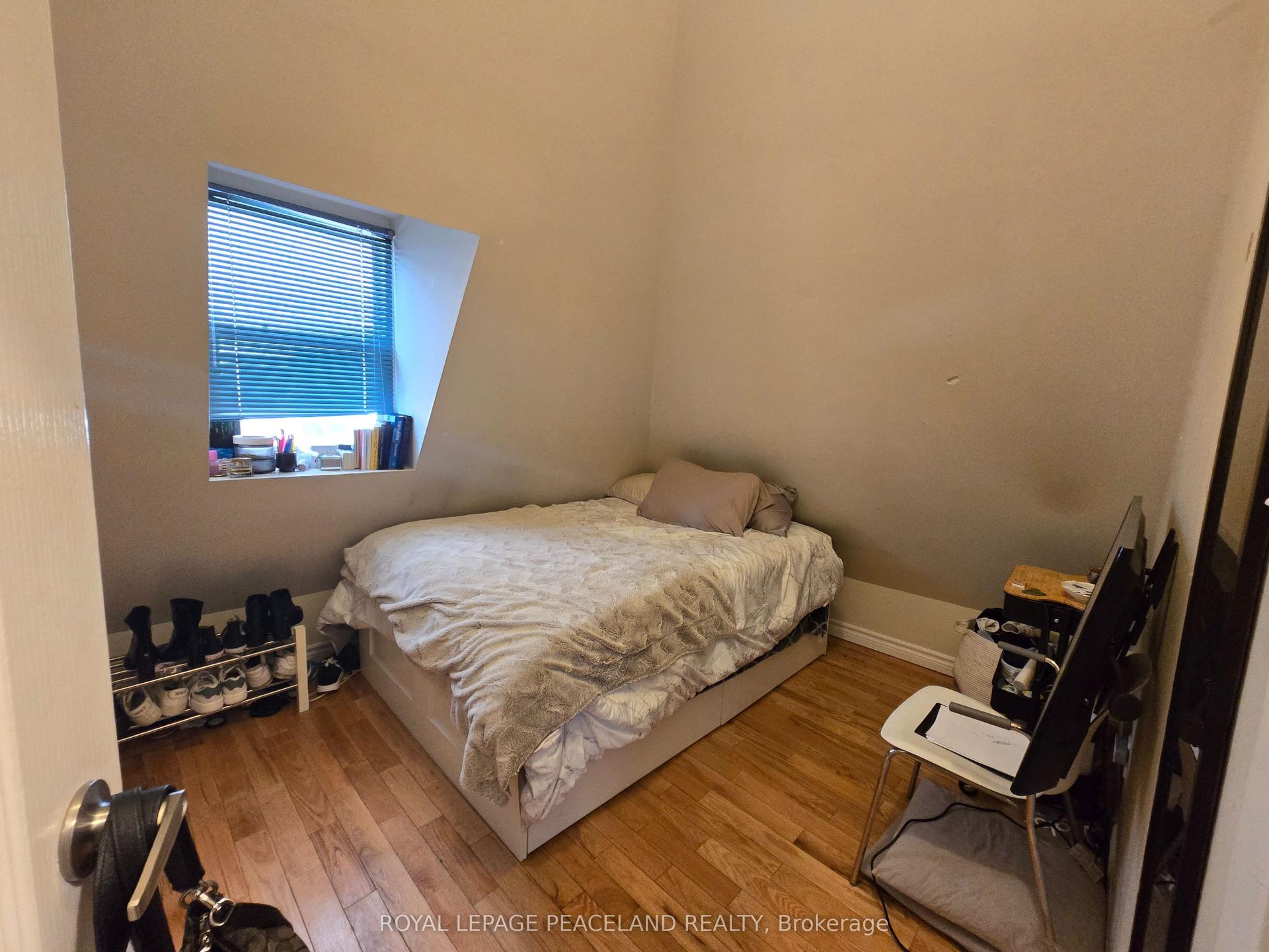 34 Ross Street 3C #3C, Toronto — Multiplex for lease, photo 1