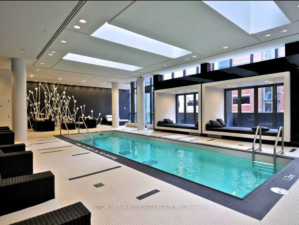 770 Bay Street 2411 #2411, Toronto — Condo for sale, photo 1